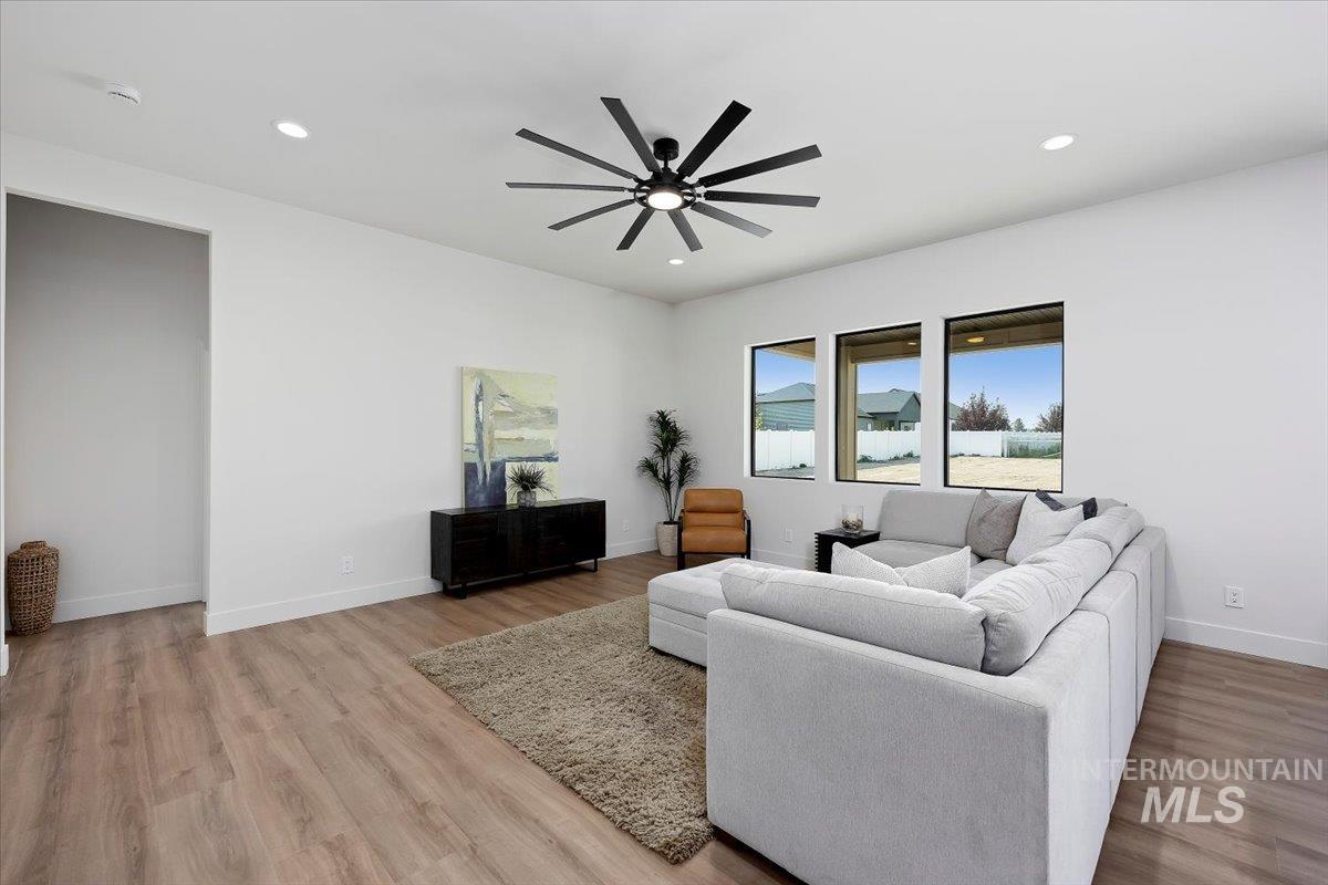 3068 Moonrise Road Property Photo 5