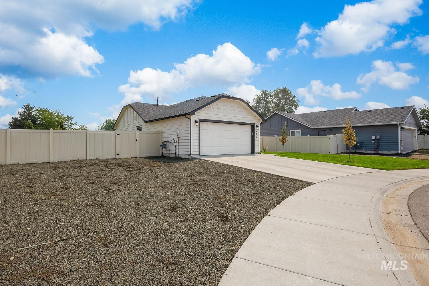 510 Bolson Pl Property Photo 22