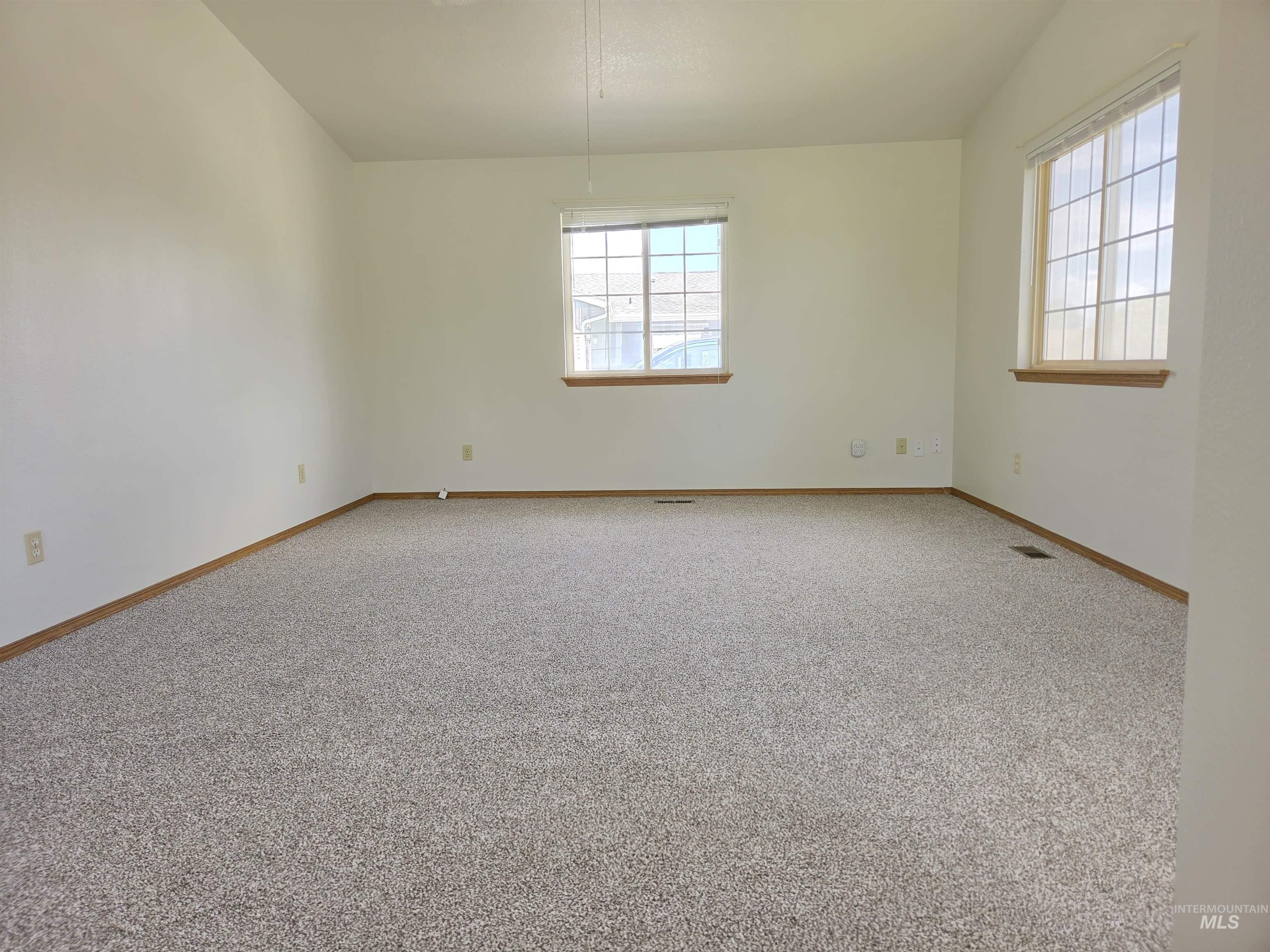 1100 Burnett #261 Property Photo 11