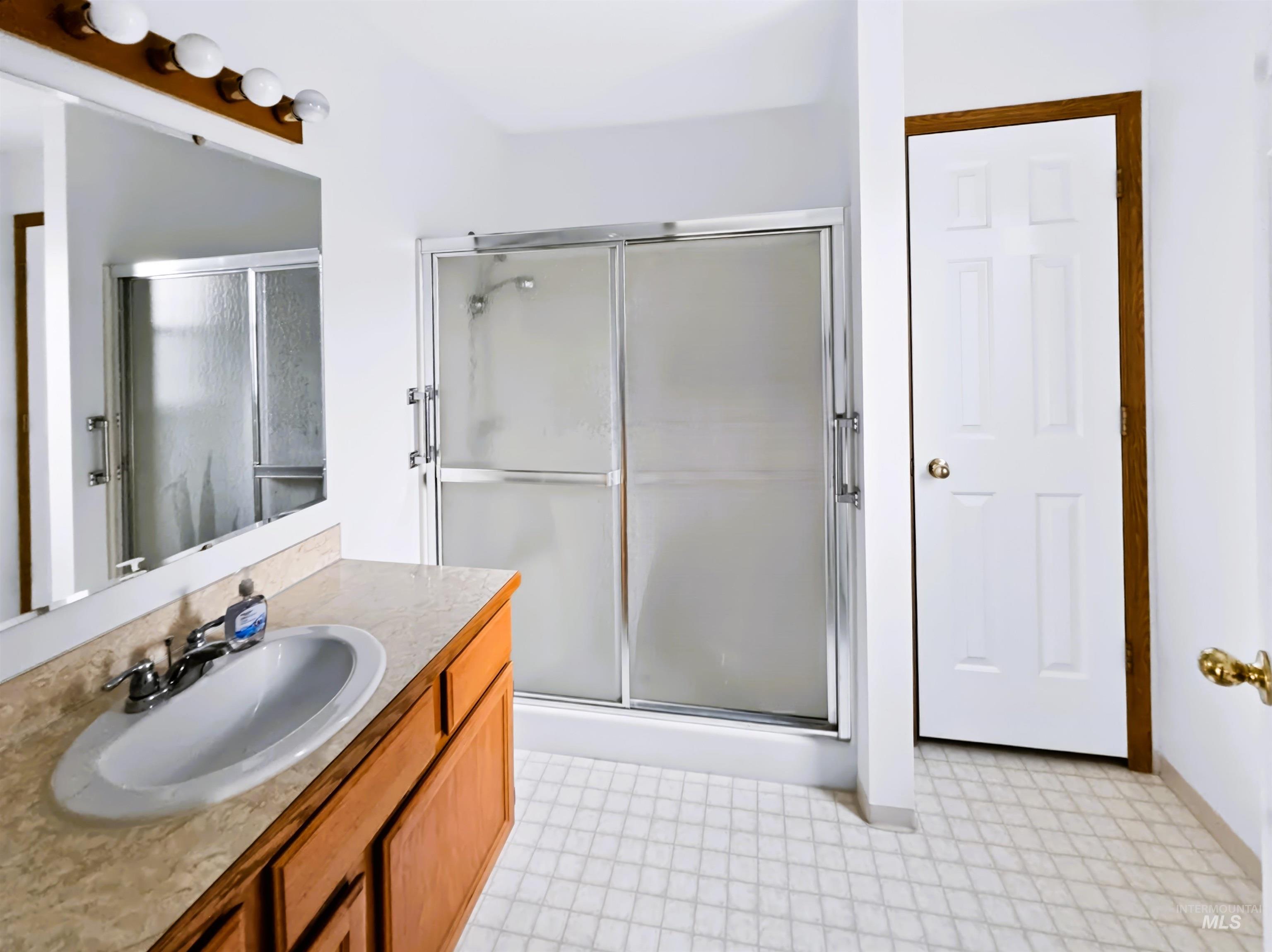 1100 Burnett #261 Property Photo 17