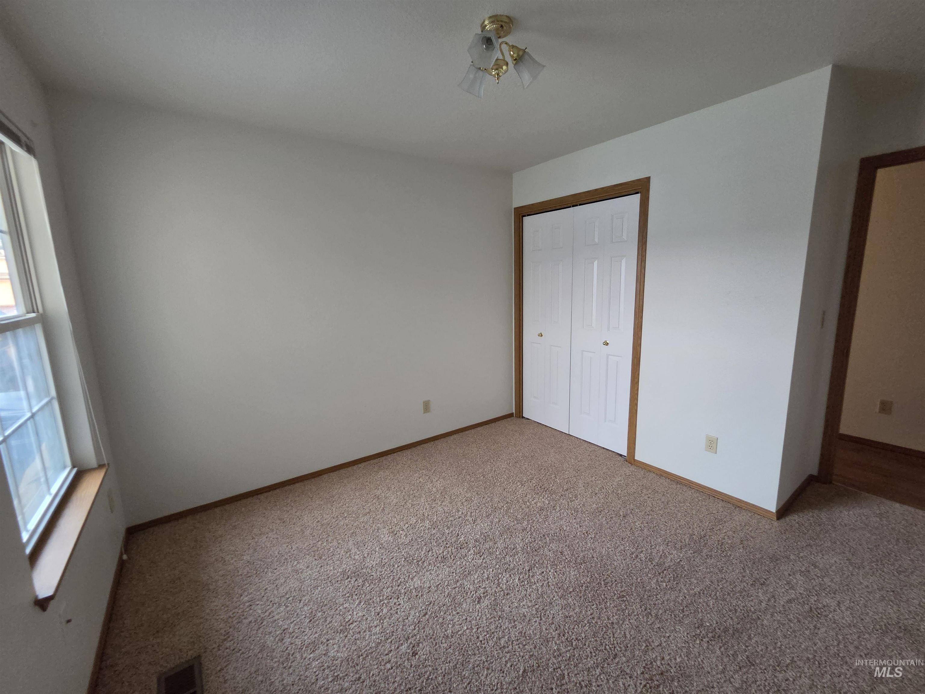 1100 Burnett #261 Property Photo 20
