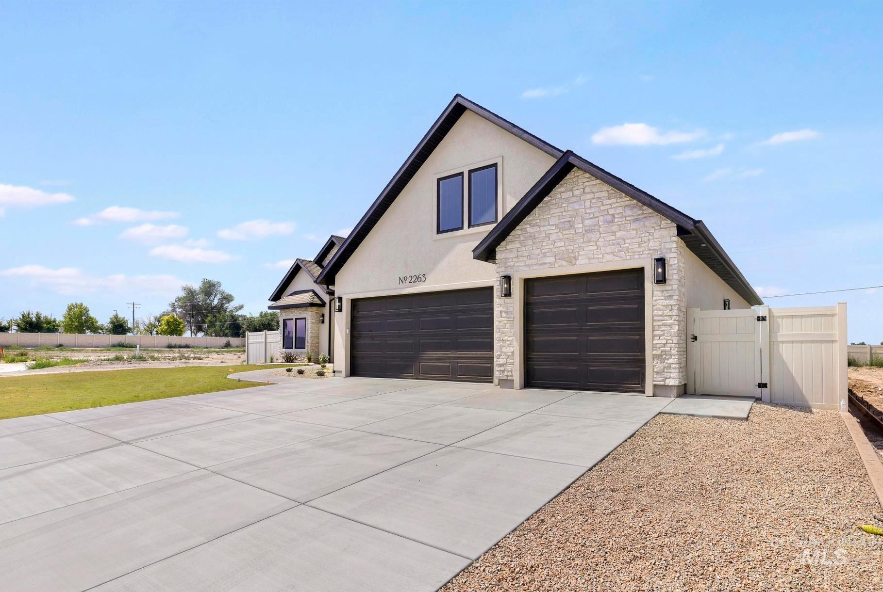 2263 Kooskia Lp Property Photo 3