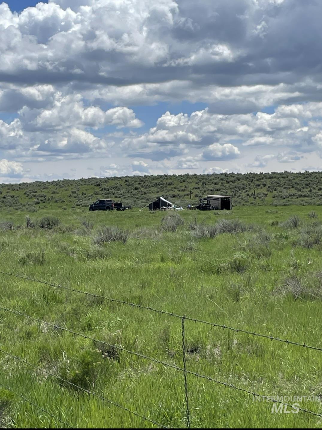 Aprox700 E S Of Highway 20 Property Photo 3