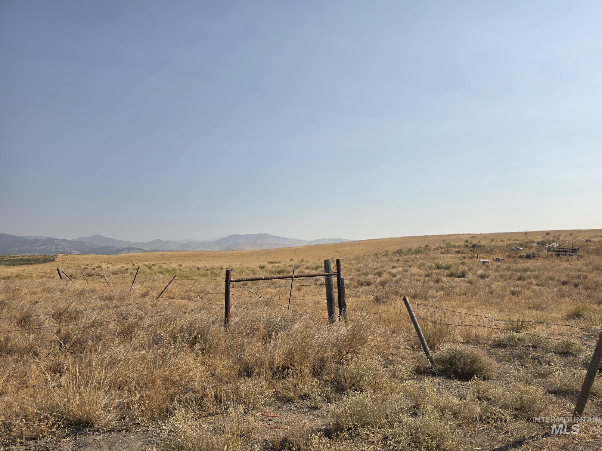Aprox700 E S Of Highway 20 Property Photo 6