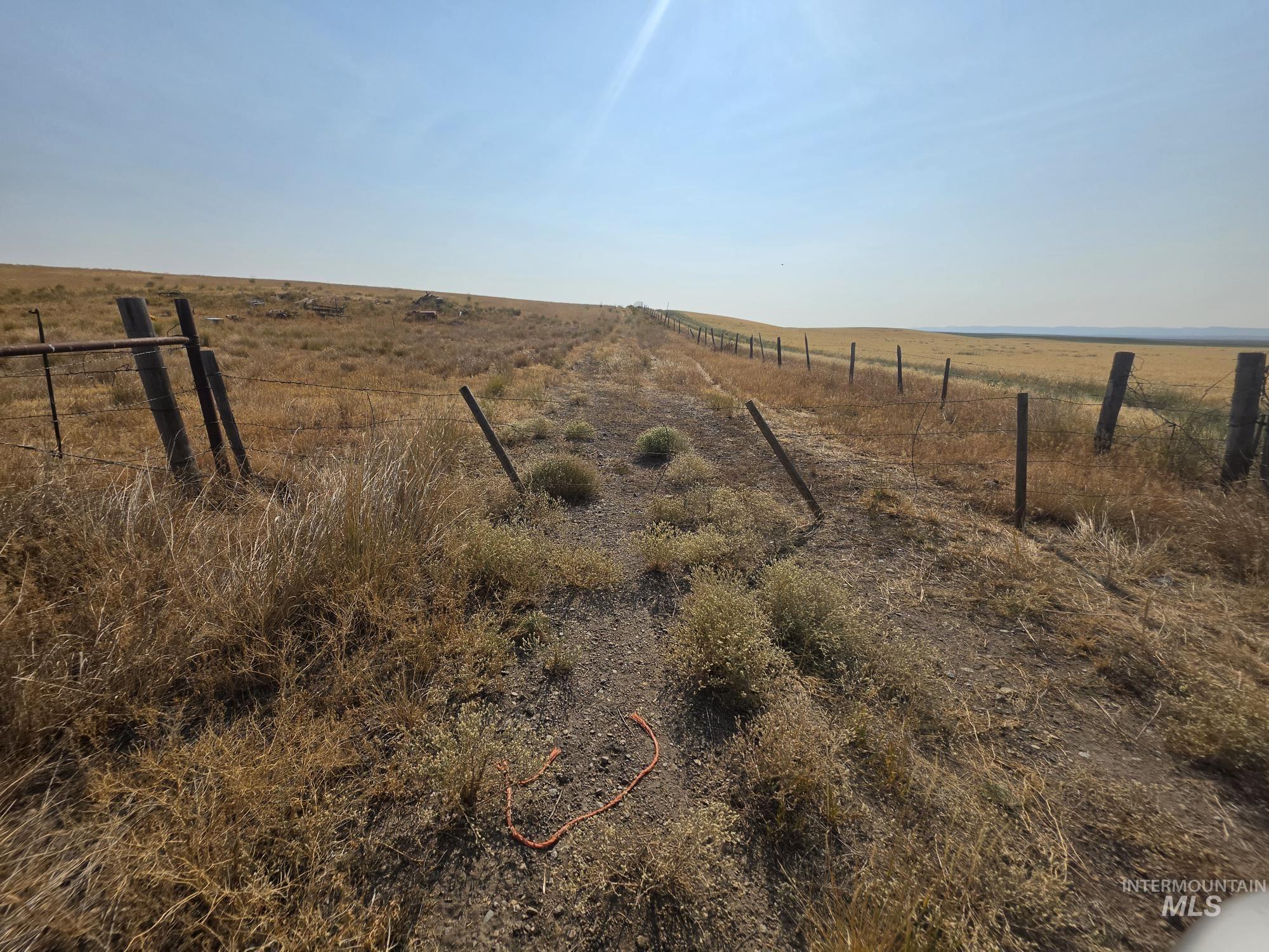Aprox700 E S Of Highway 20 Property Photo 14