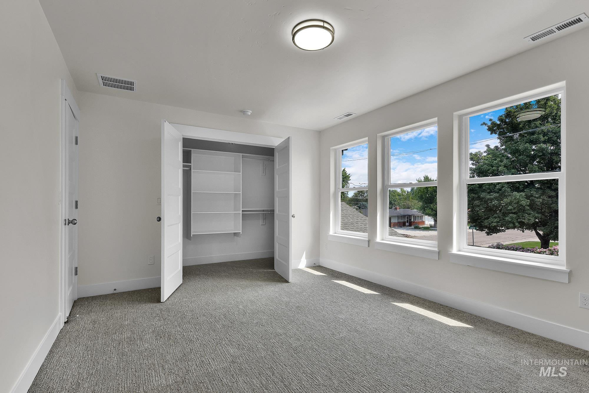 2207 S Janeen St Property Photo 33