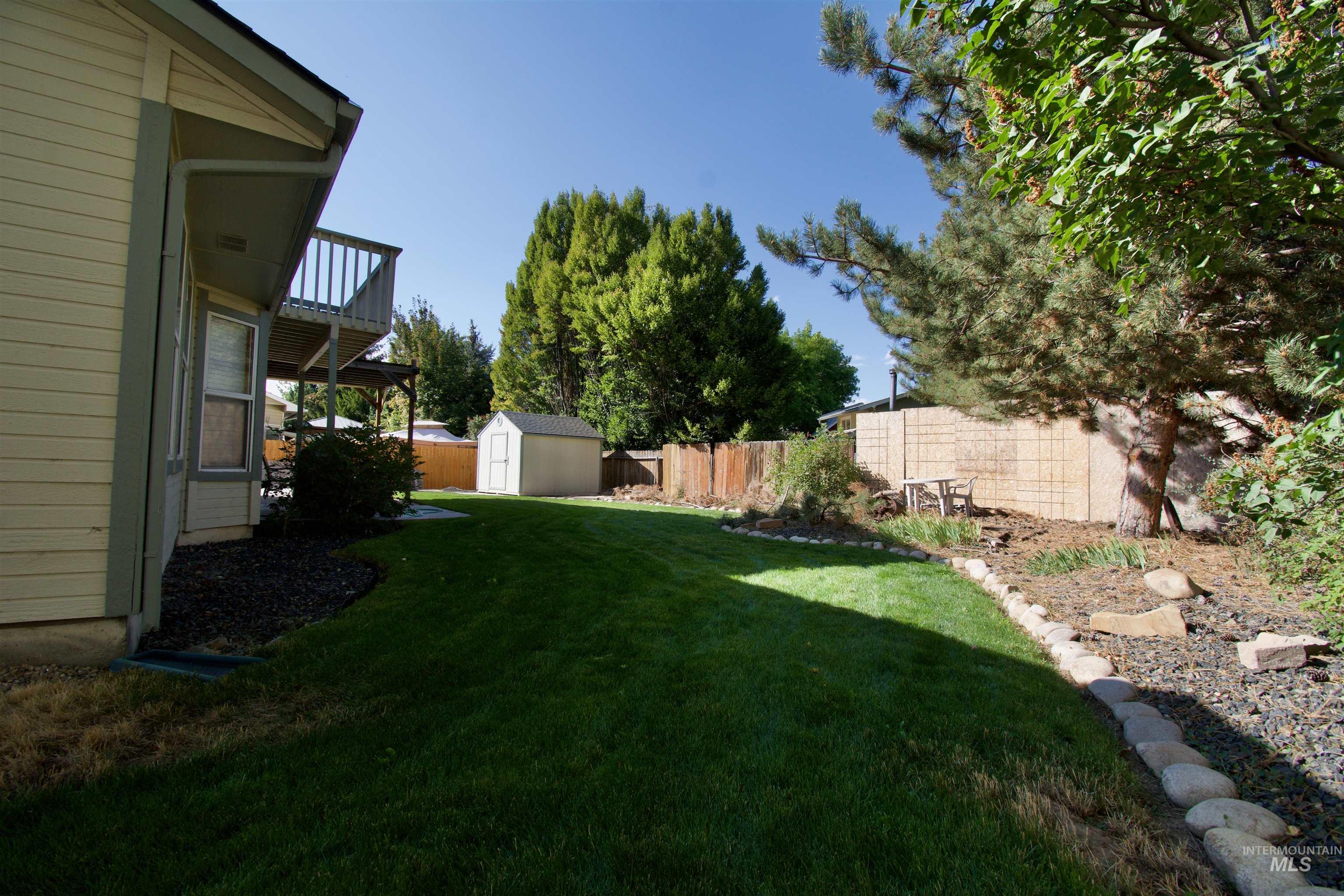 2050 W Sandalwood Property Photo 5