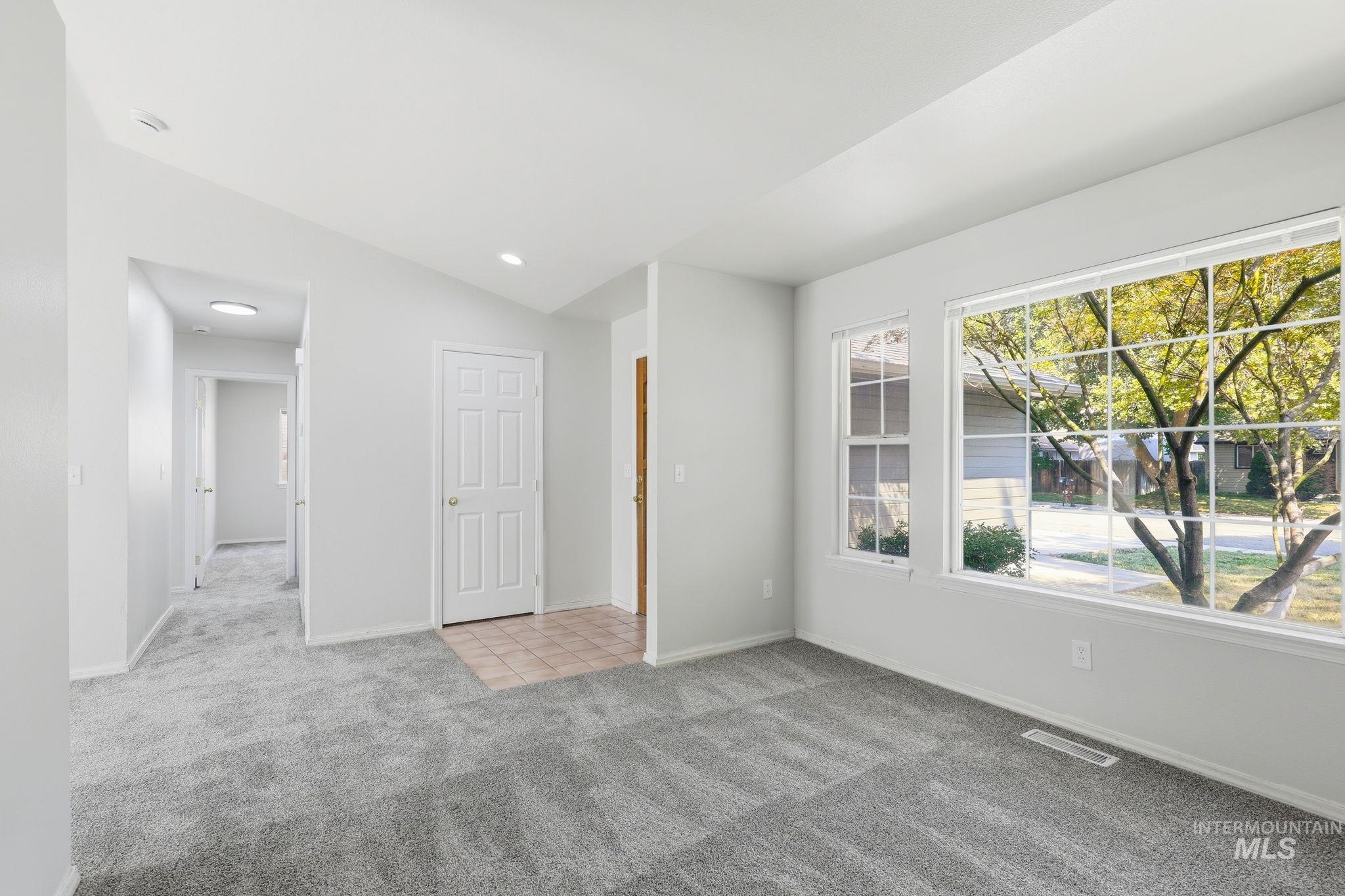 5231 W Albion Court Property Photo 6