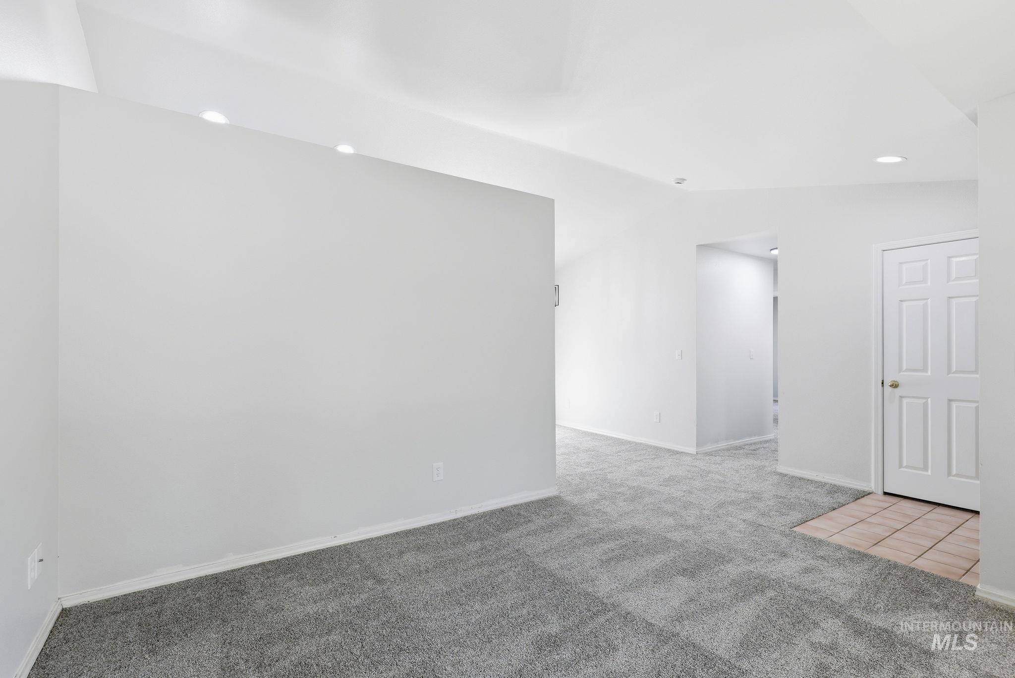 5231 W Albion Court Property Photo 7