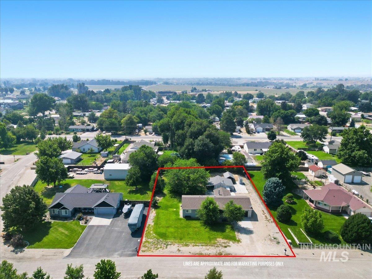 1699 Syringa Dr Property Photo 1