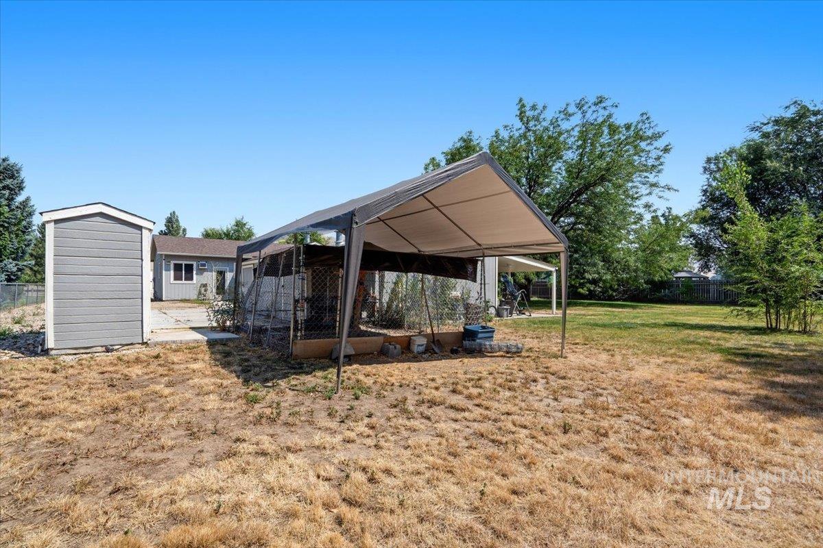 1699 Syringa Dr Property Photo 44