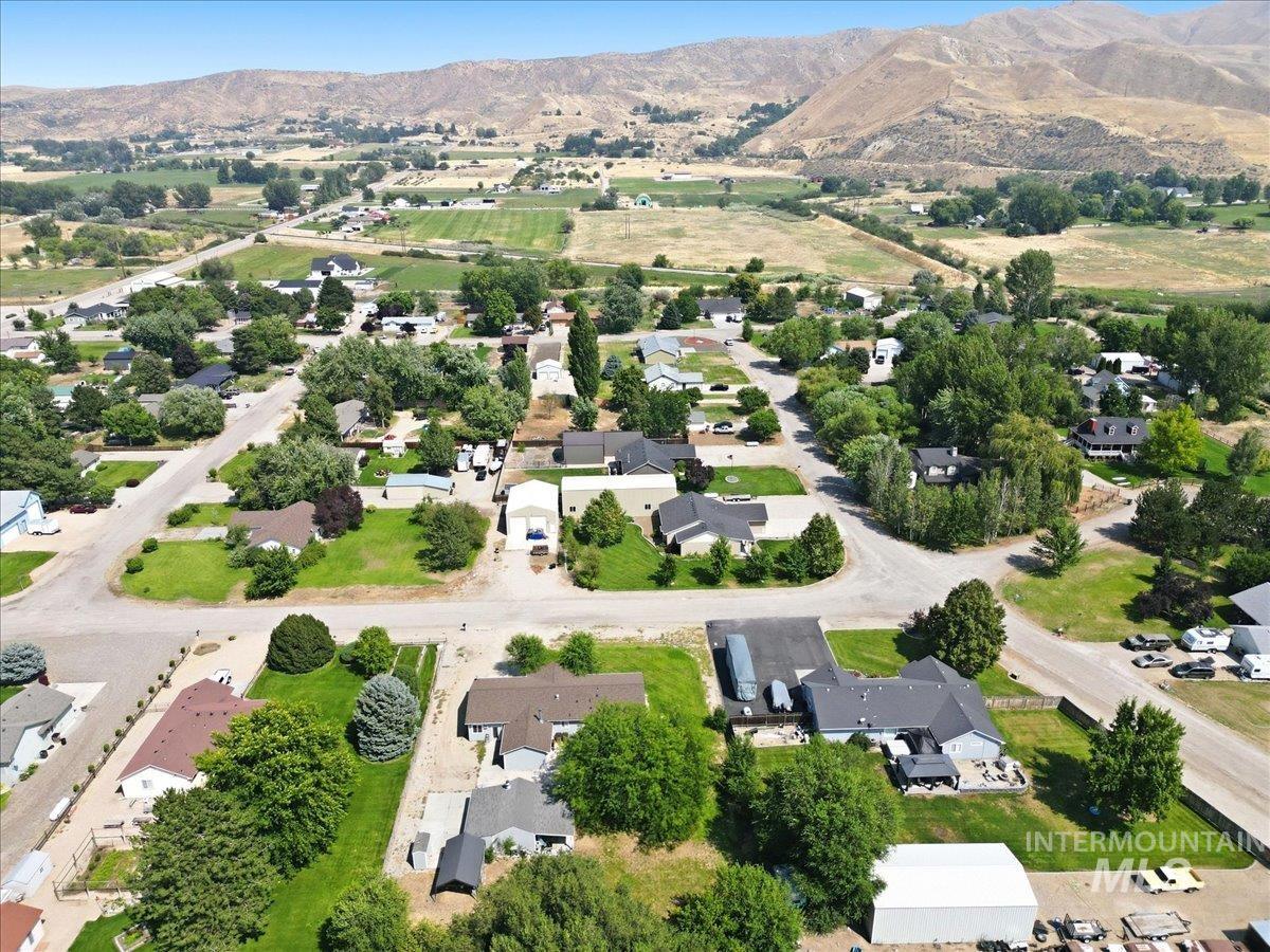 1699 Syringa Dr Property Photo 49