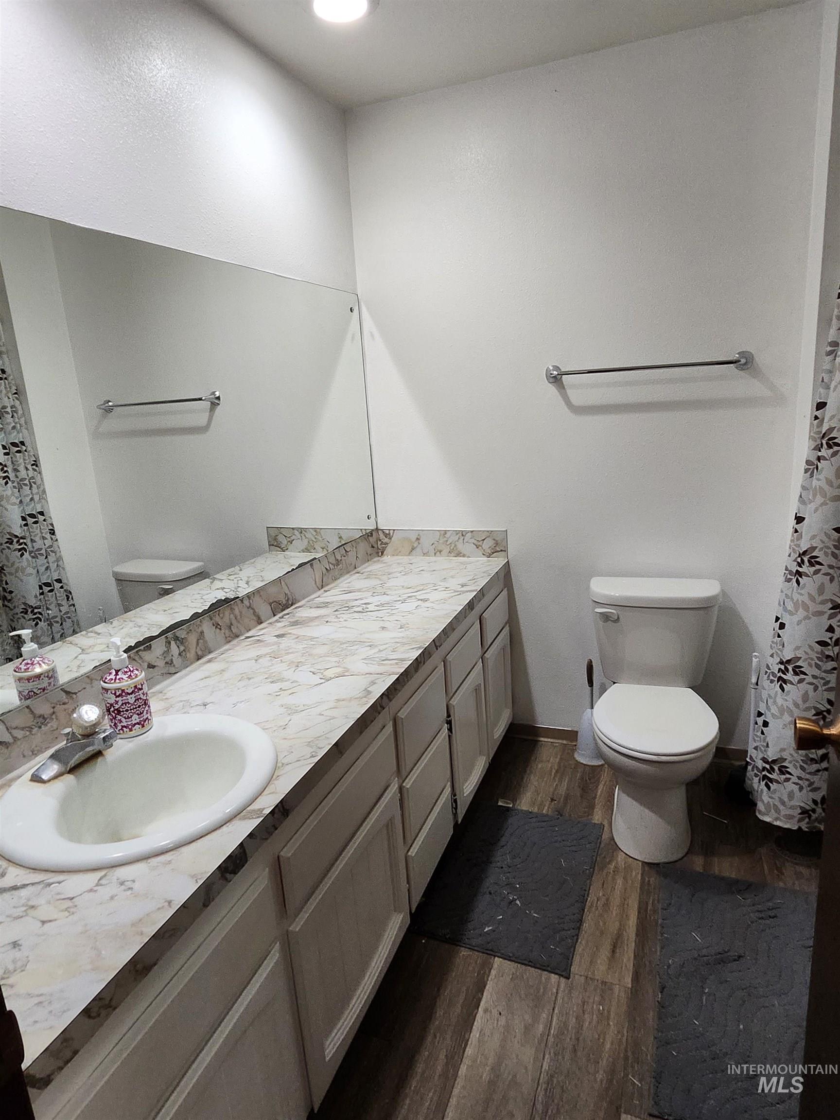 1232 Ponderosa Dr Property Photo 9