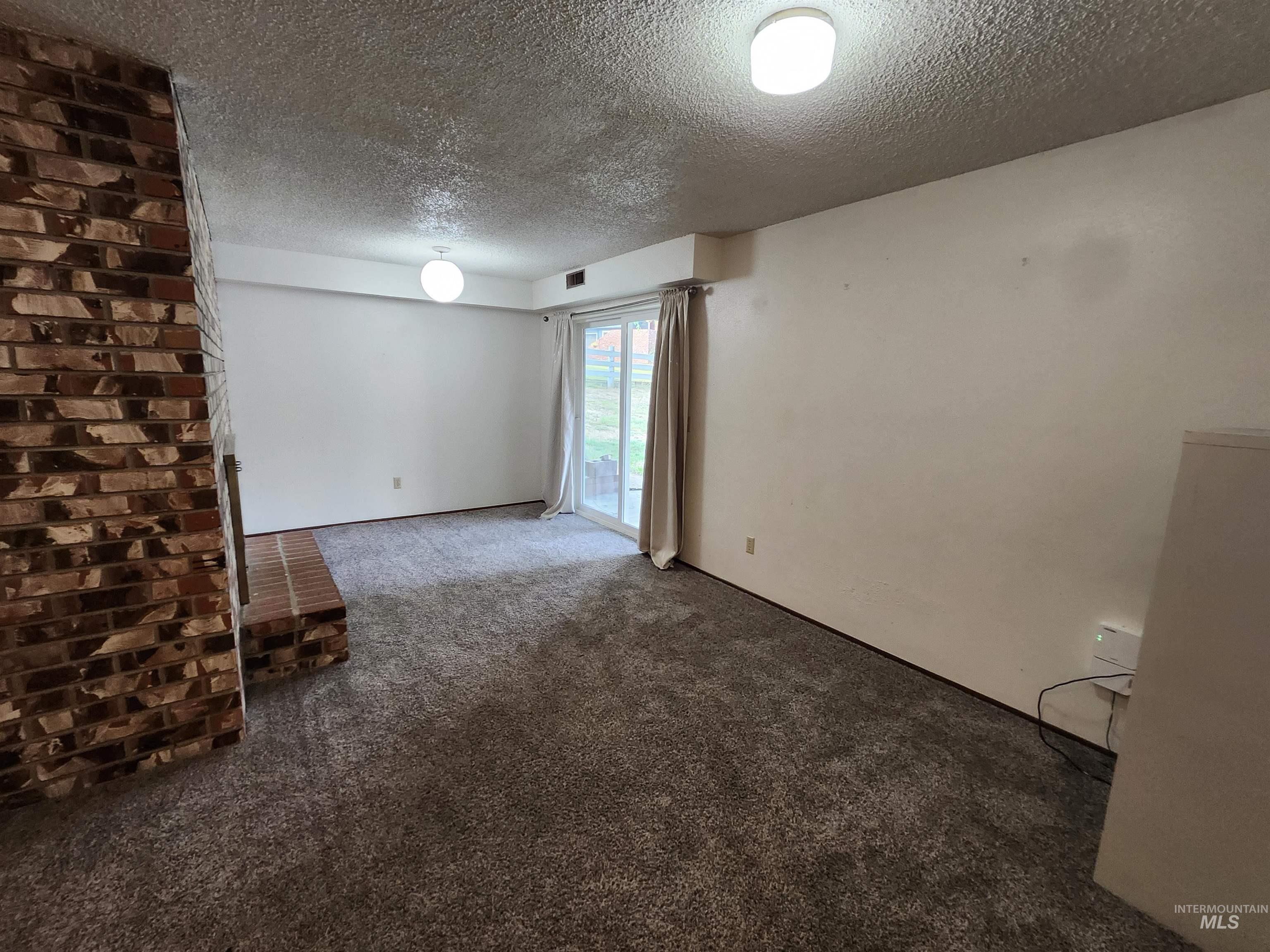 1232 Ponderosa Dr Property Photo 18