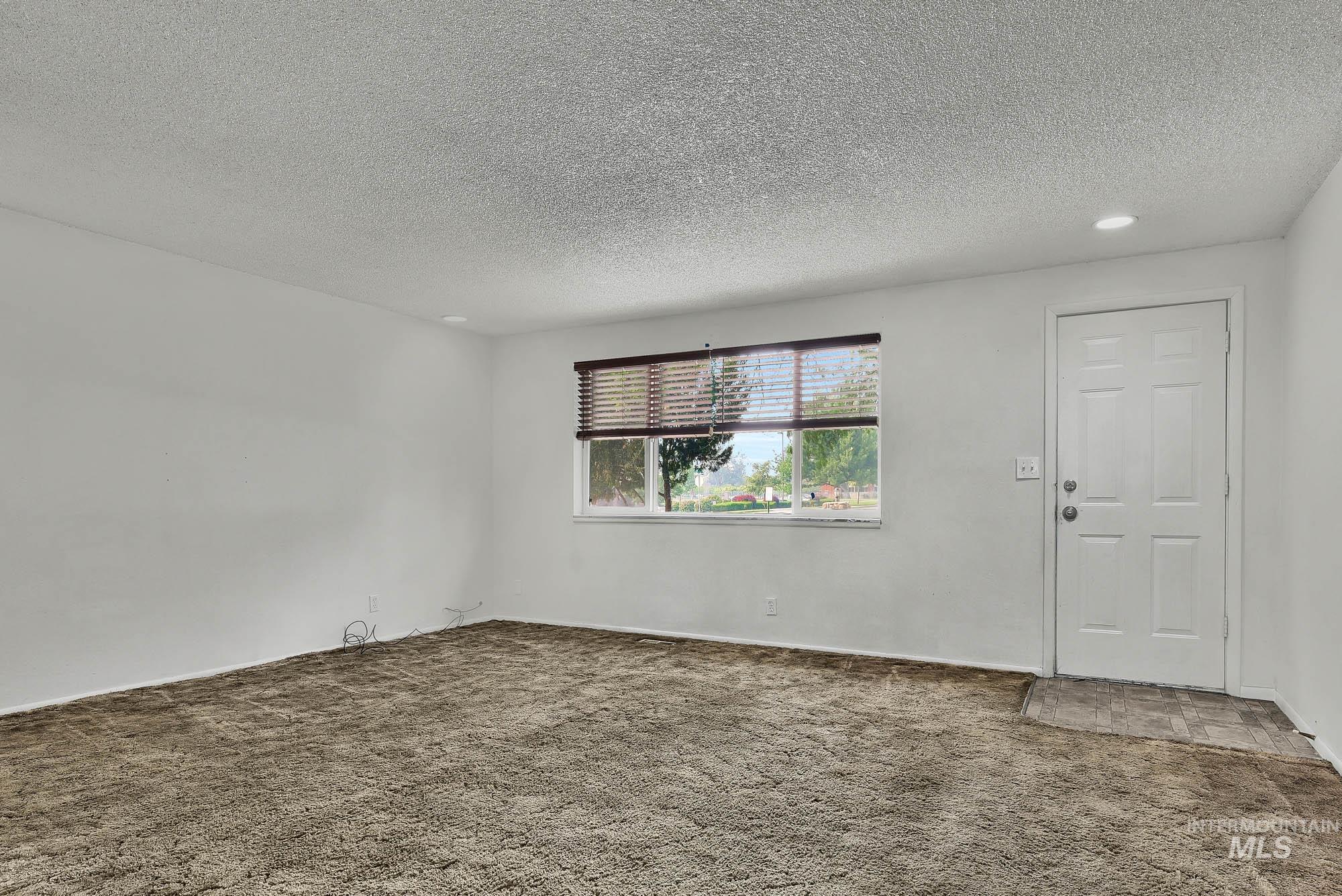 803 E Colorado Property Photo 4