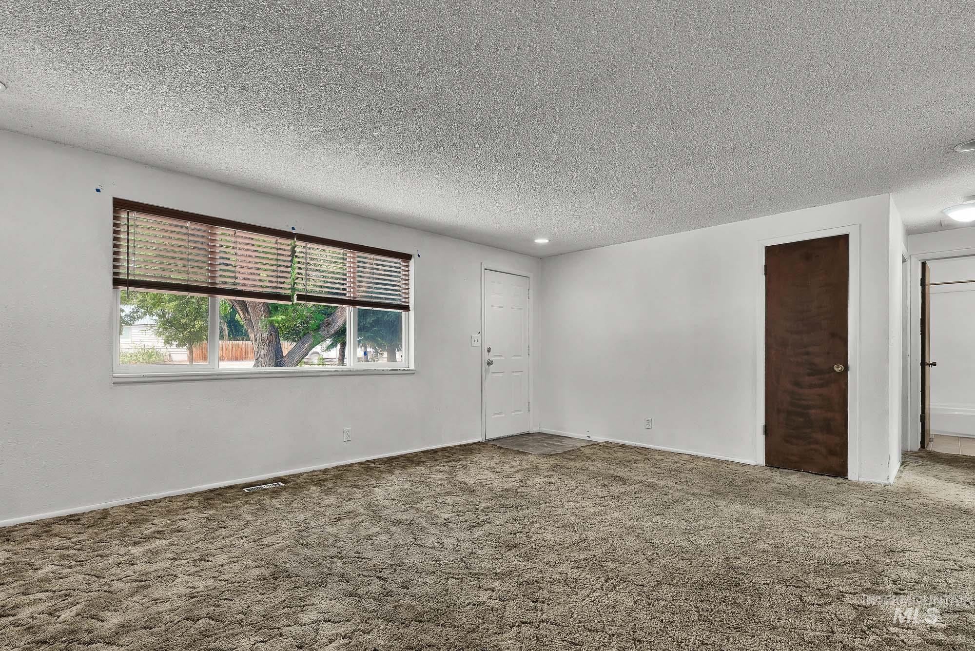 803 E Colorado Property Photo 5