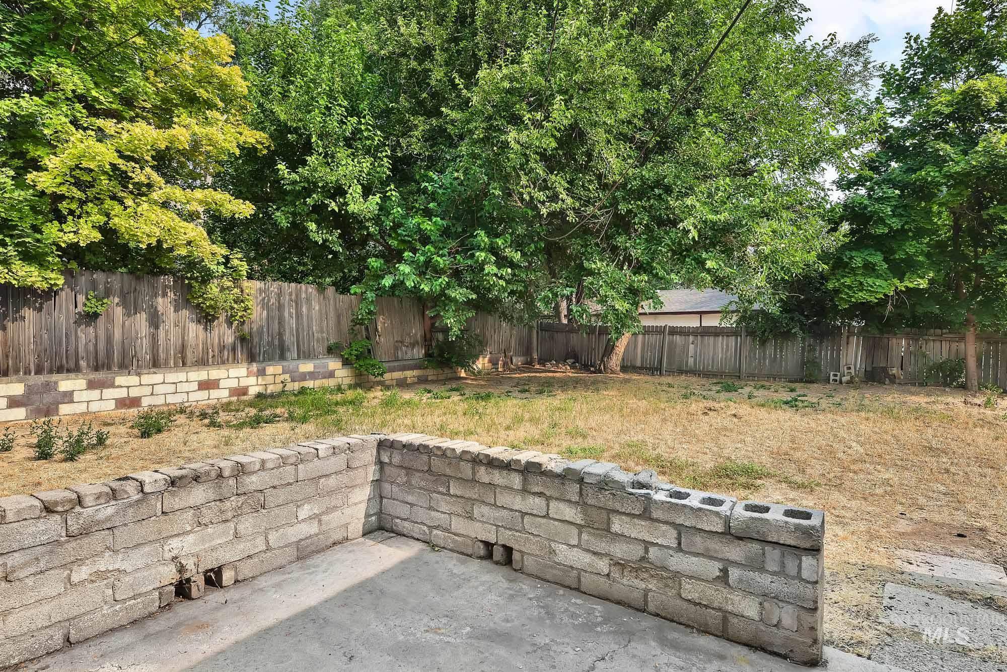 803 E Colorado Property Photo 19