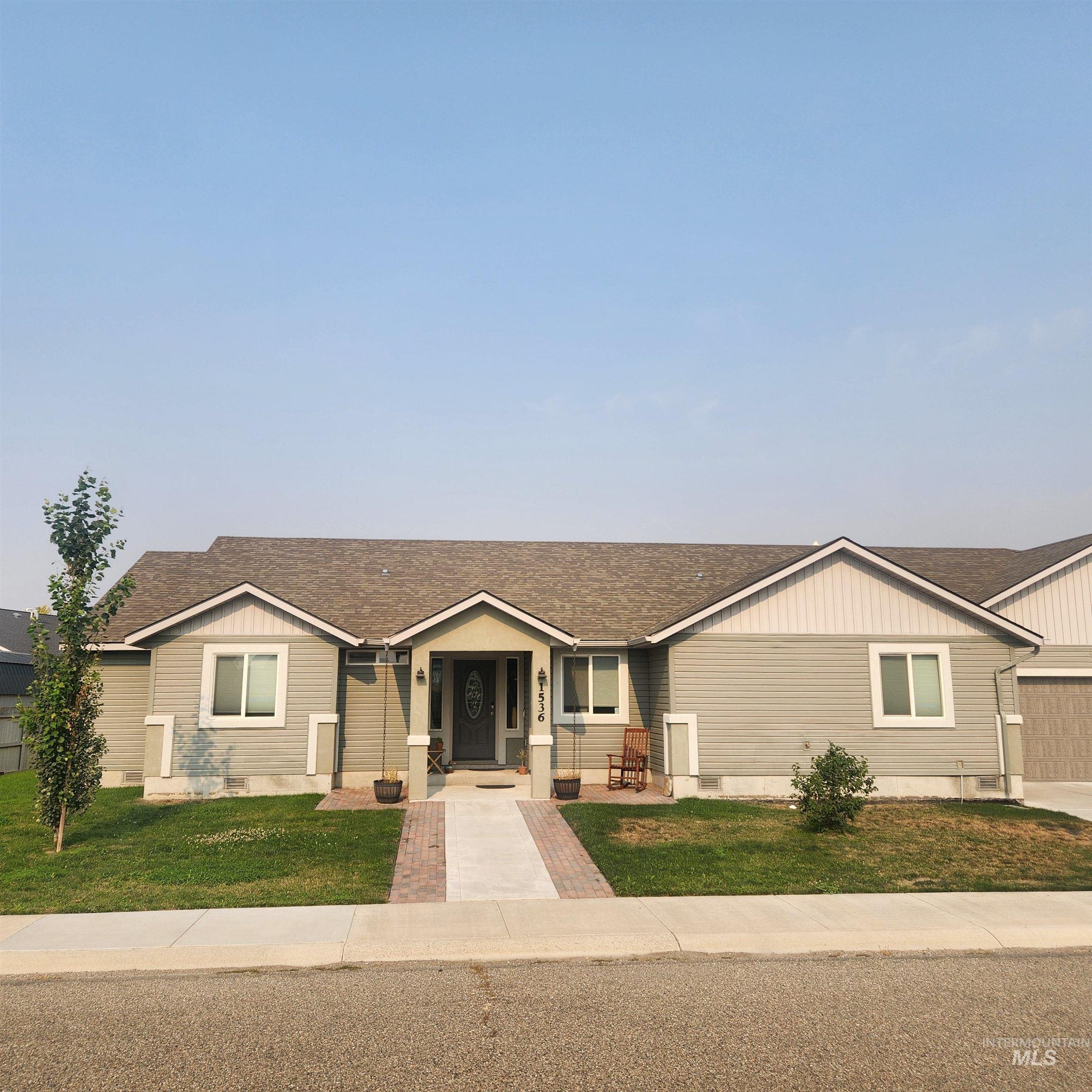1536 Marie Property Photo 1