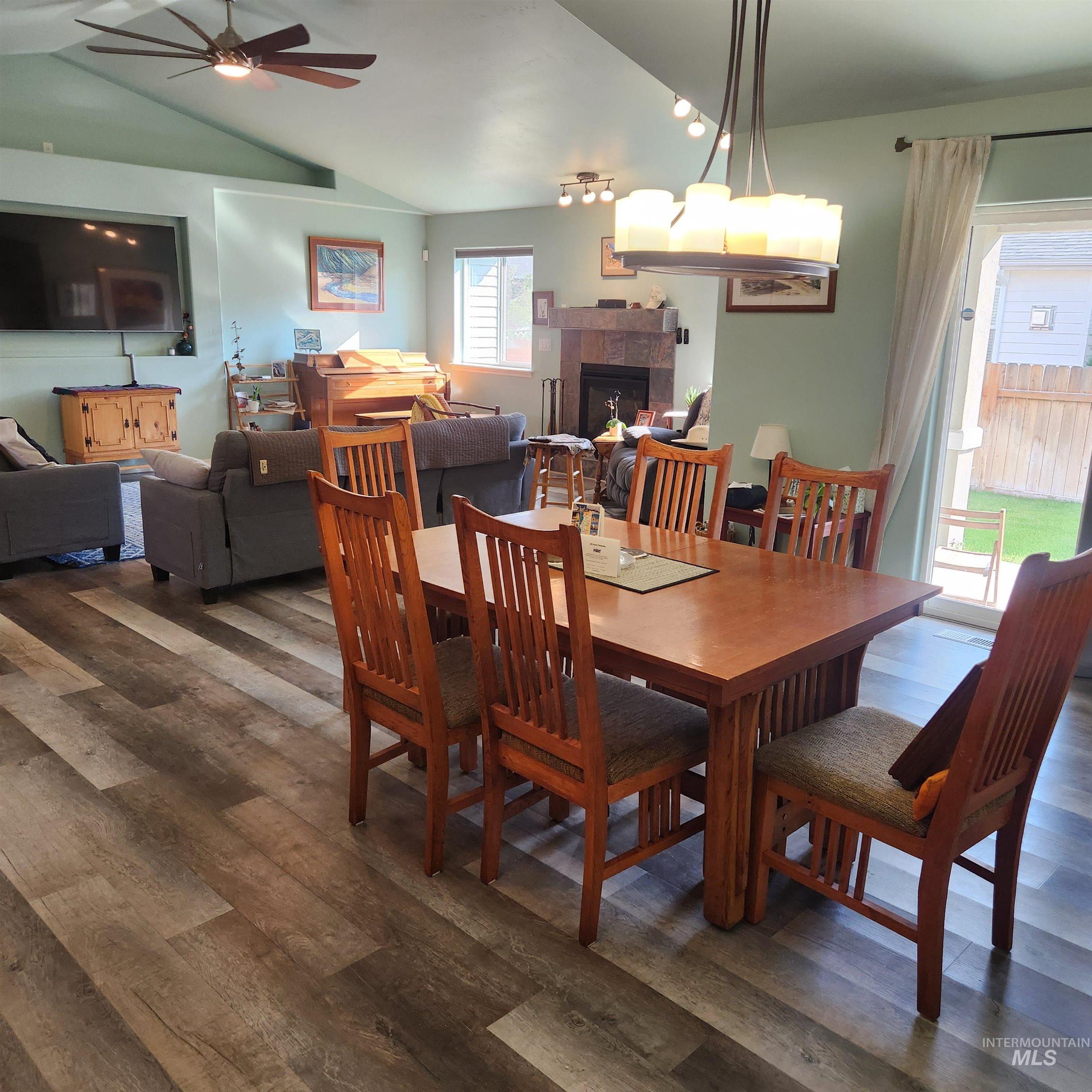 1536 Marie Property Photo 24