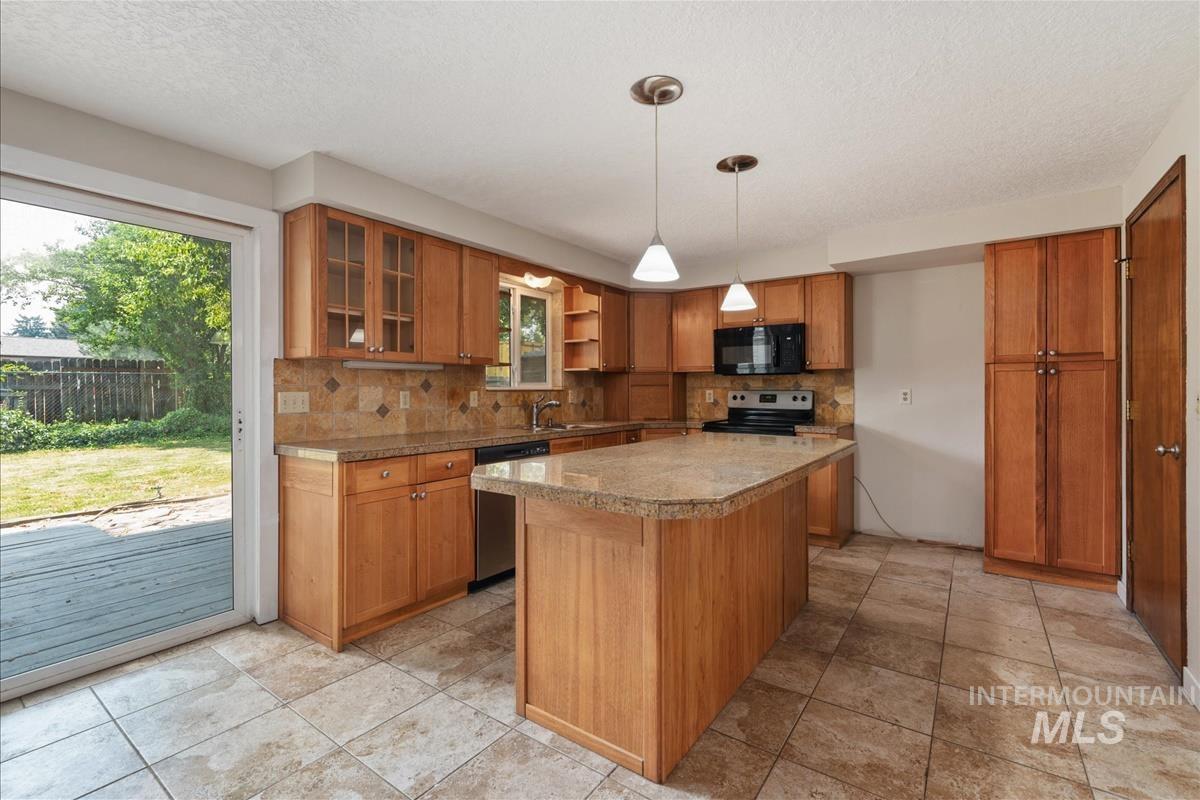 7505 W Snohomish St Property Photo 18