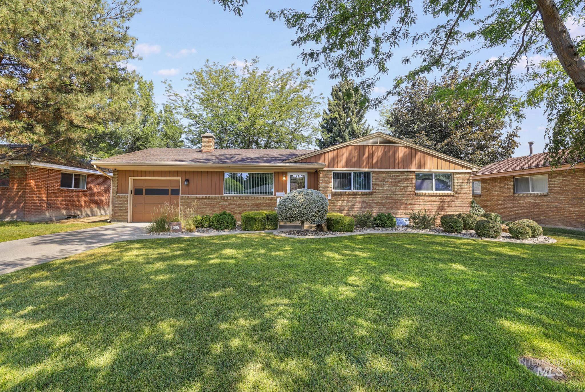 1435 Wilmore Ave Property Photo 4