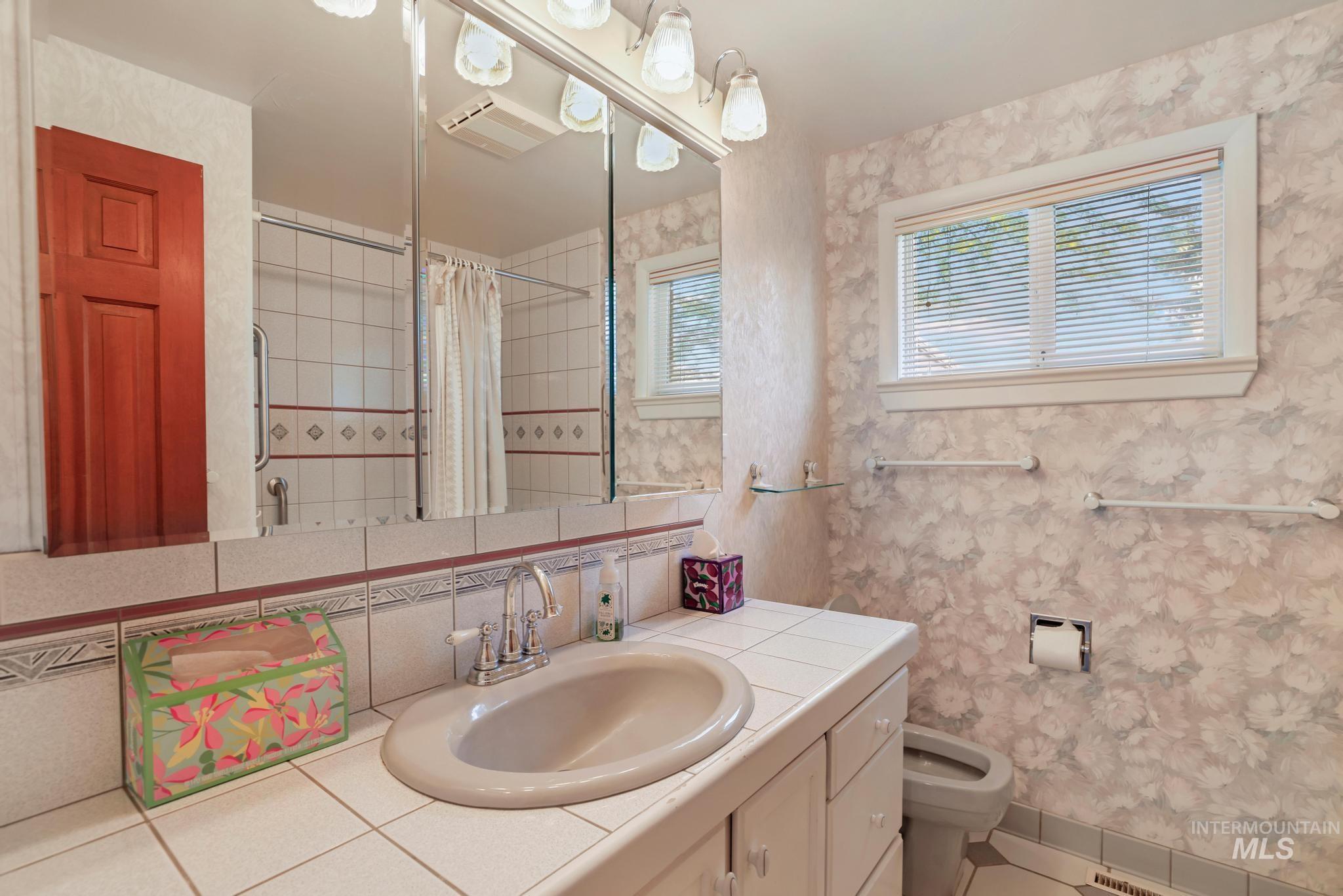 1435 Wilmore Ave Property Photo 14