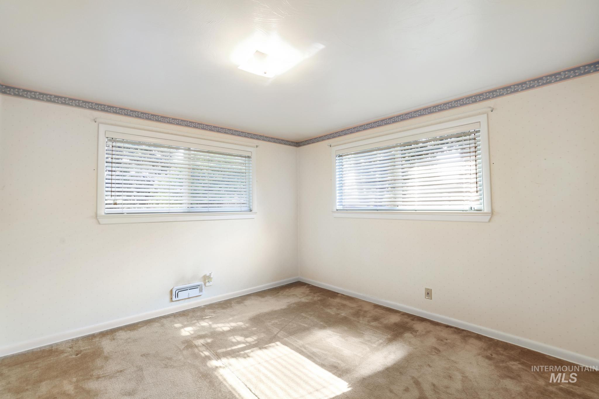 1435 Wilmore Ave Property Photo 15