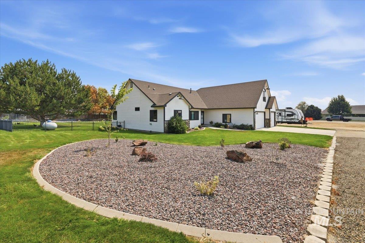 11650 Willis Dr Property Photo 4