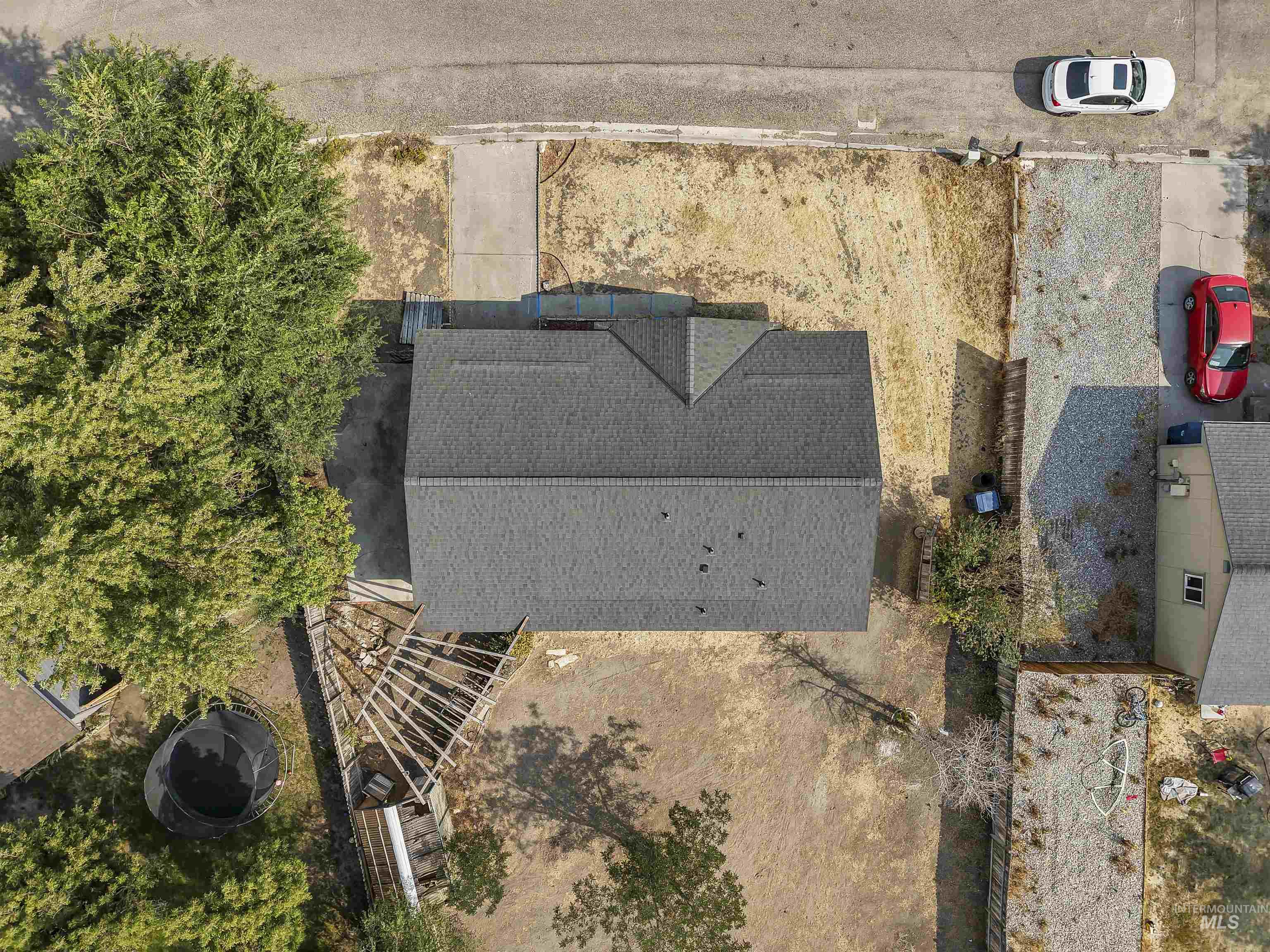 624 Sharon Street Property Photo 11