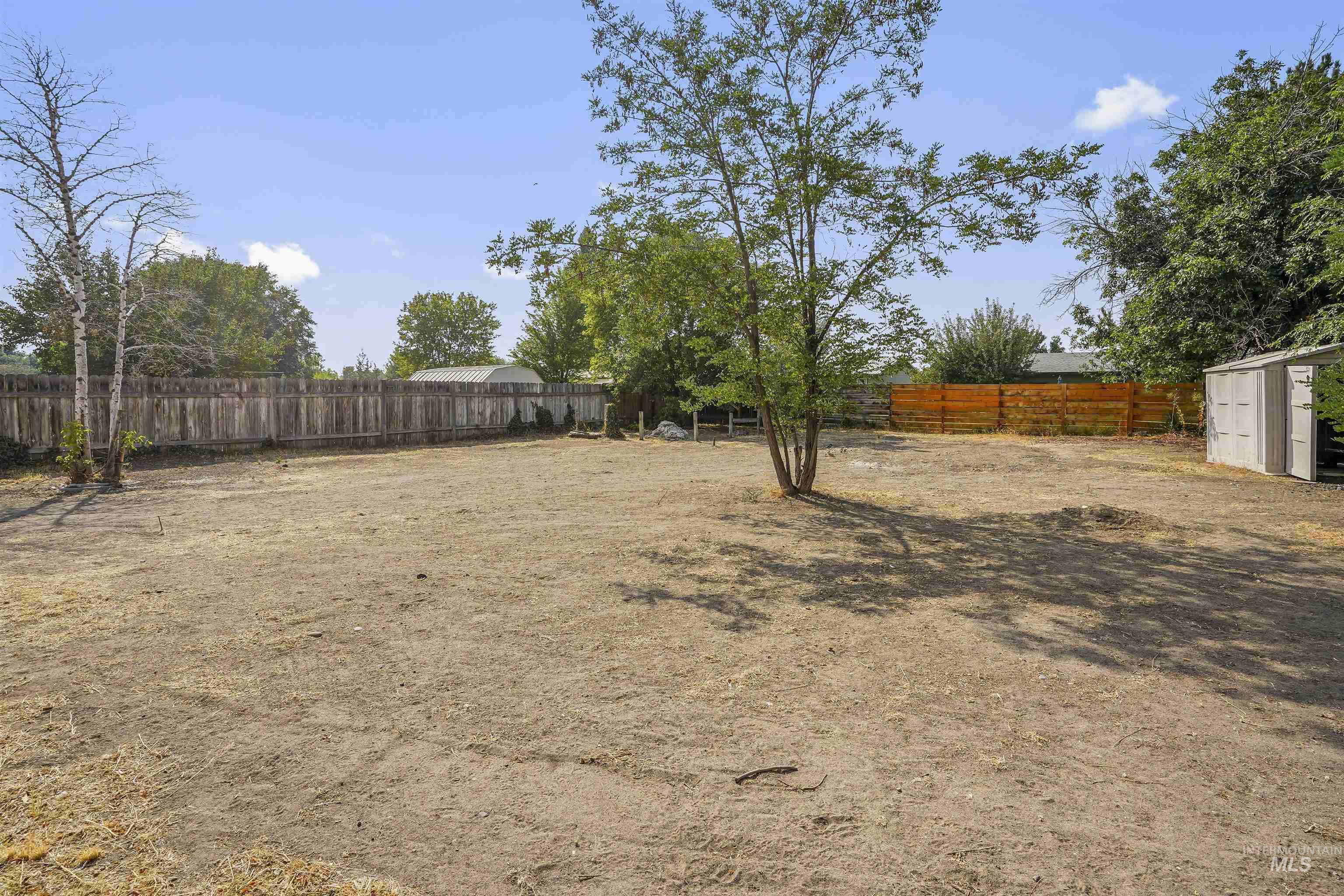 624 Sharon Street Property Photo 16