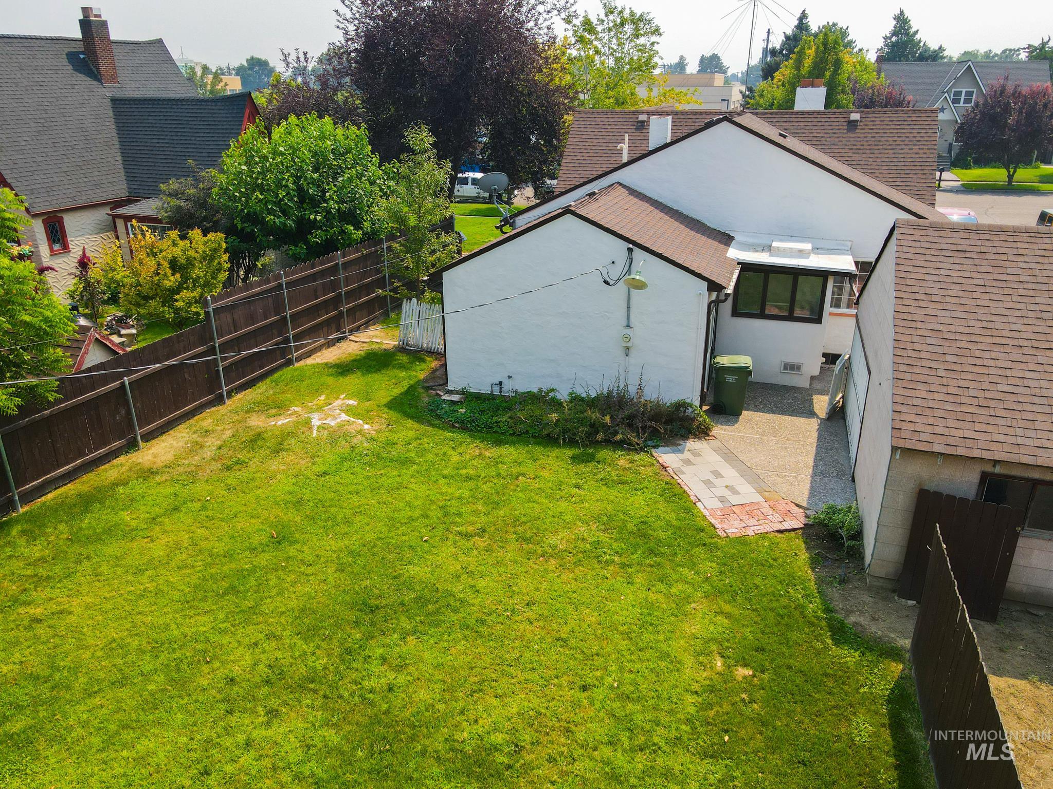 1151 Sw 3rd Ave Property Photo 6
