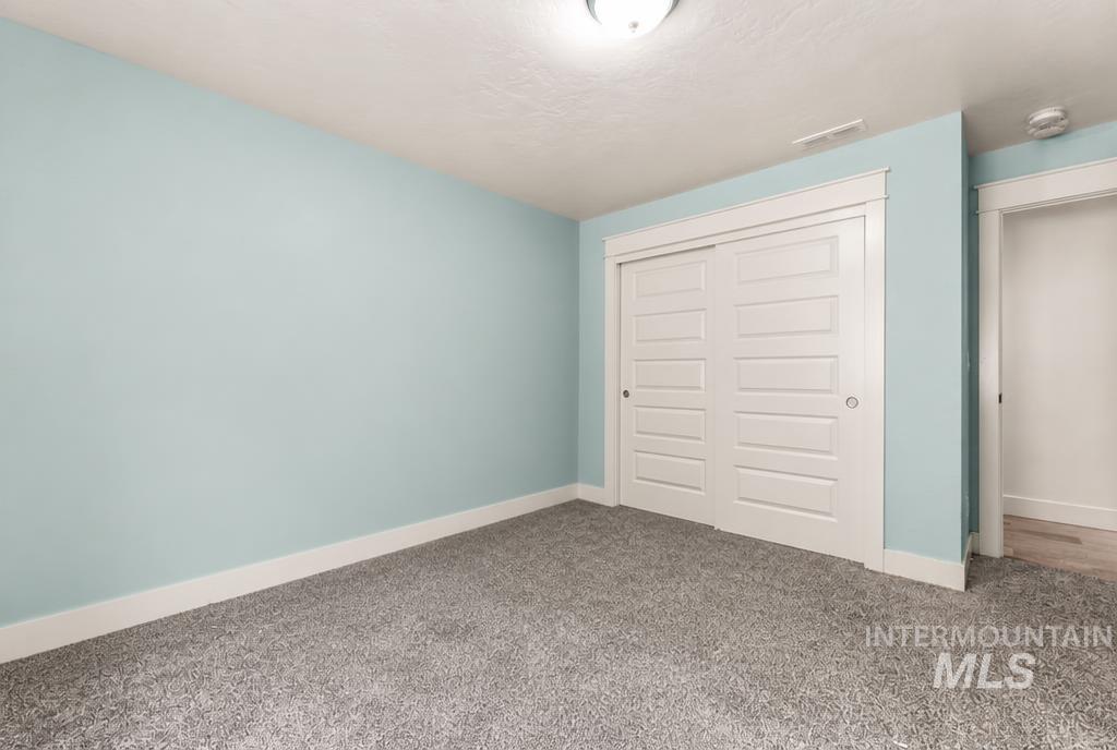 359 N Vandries Way Property Photo 26