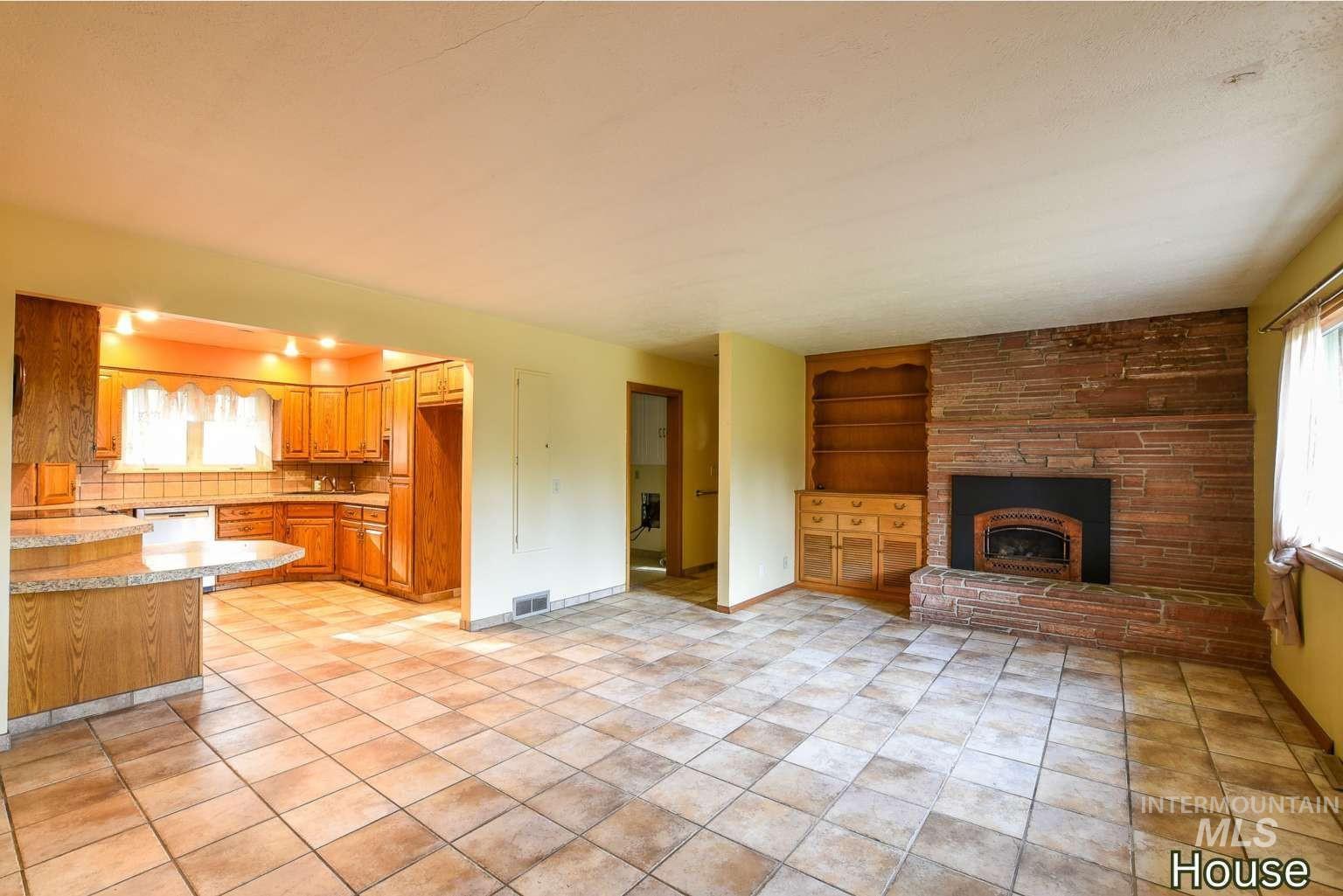 1040 Driscoll Ridge Rd Property Photo 30