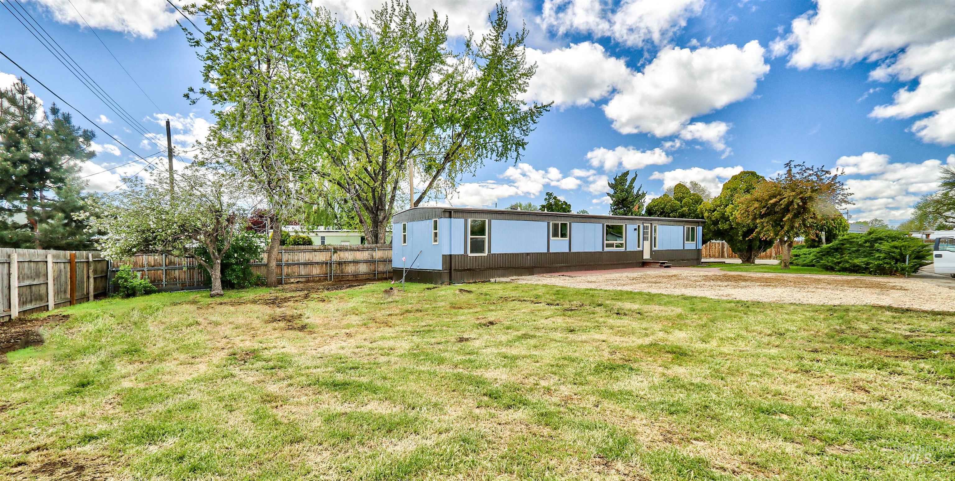 2270 Skillern Dr. Property Photo 21