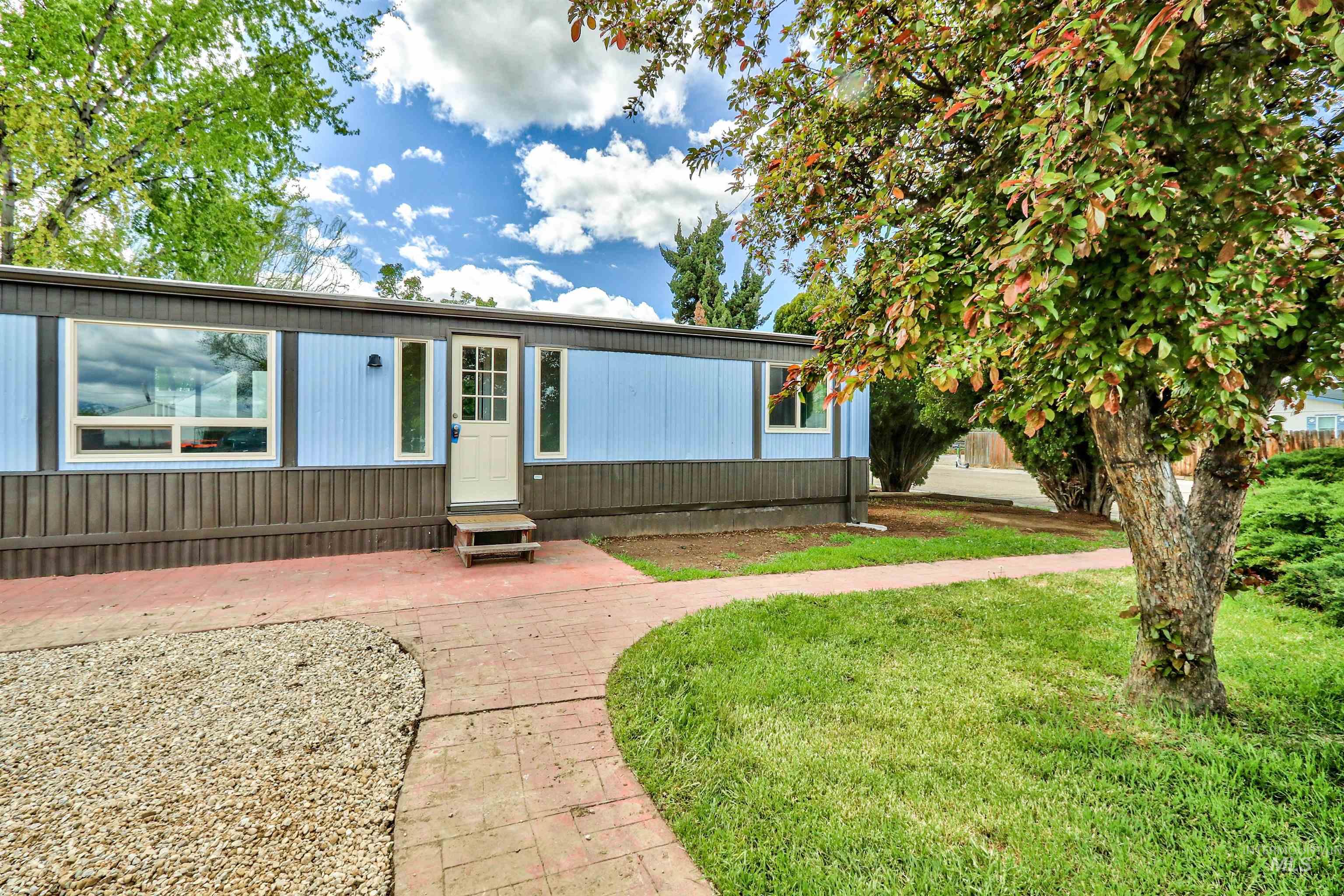 2270 Skillern Dr. Property Photo 25