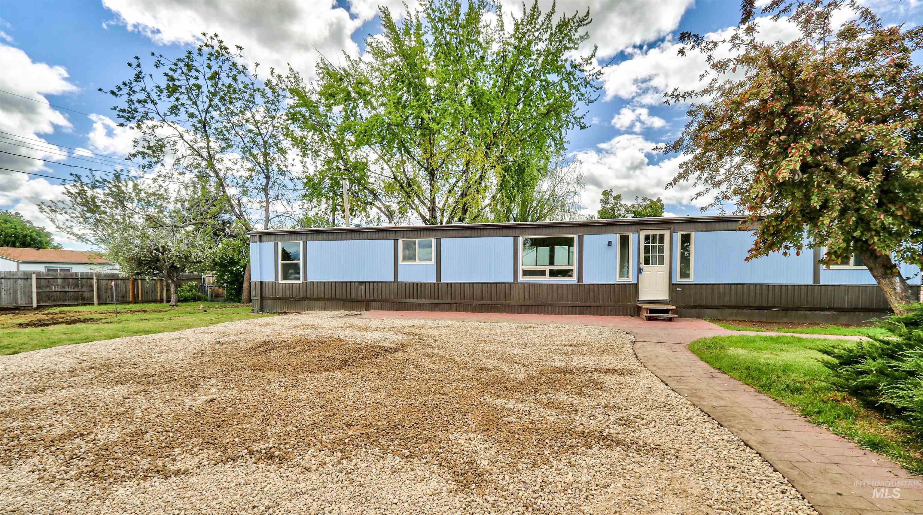 2270 Skillern Dr. Property Photo 27