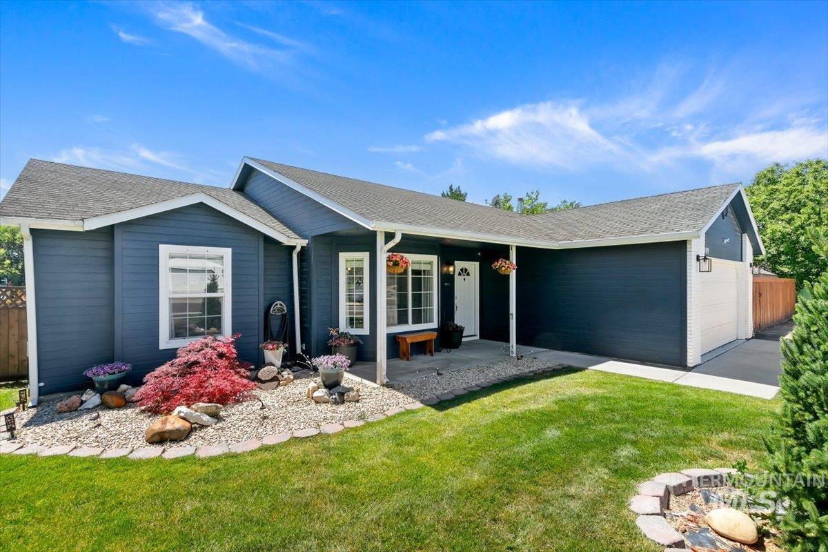 3309 Robinhood Loop Property Photo 44