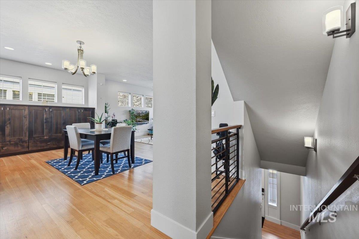 3244 E Thoroughbred Ln Property Photo 4