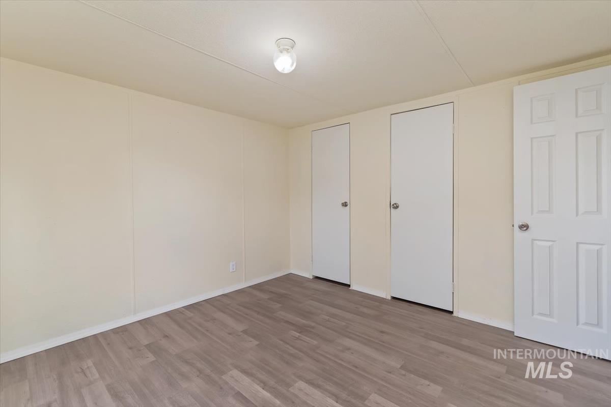 907 Round Valley St Property Photo 17