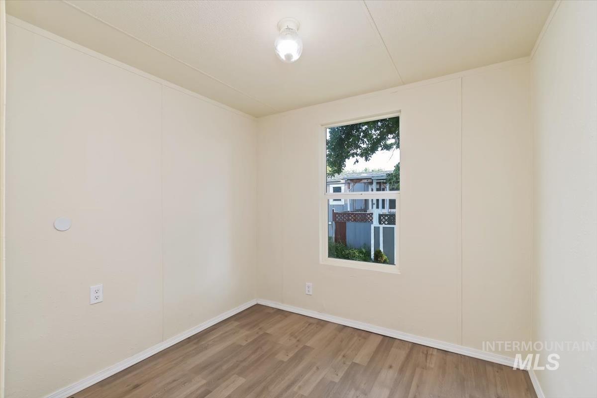 907 Round Valley St Property Photo 19
