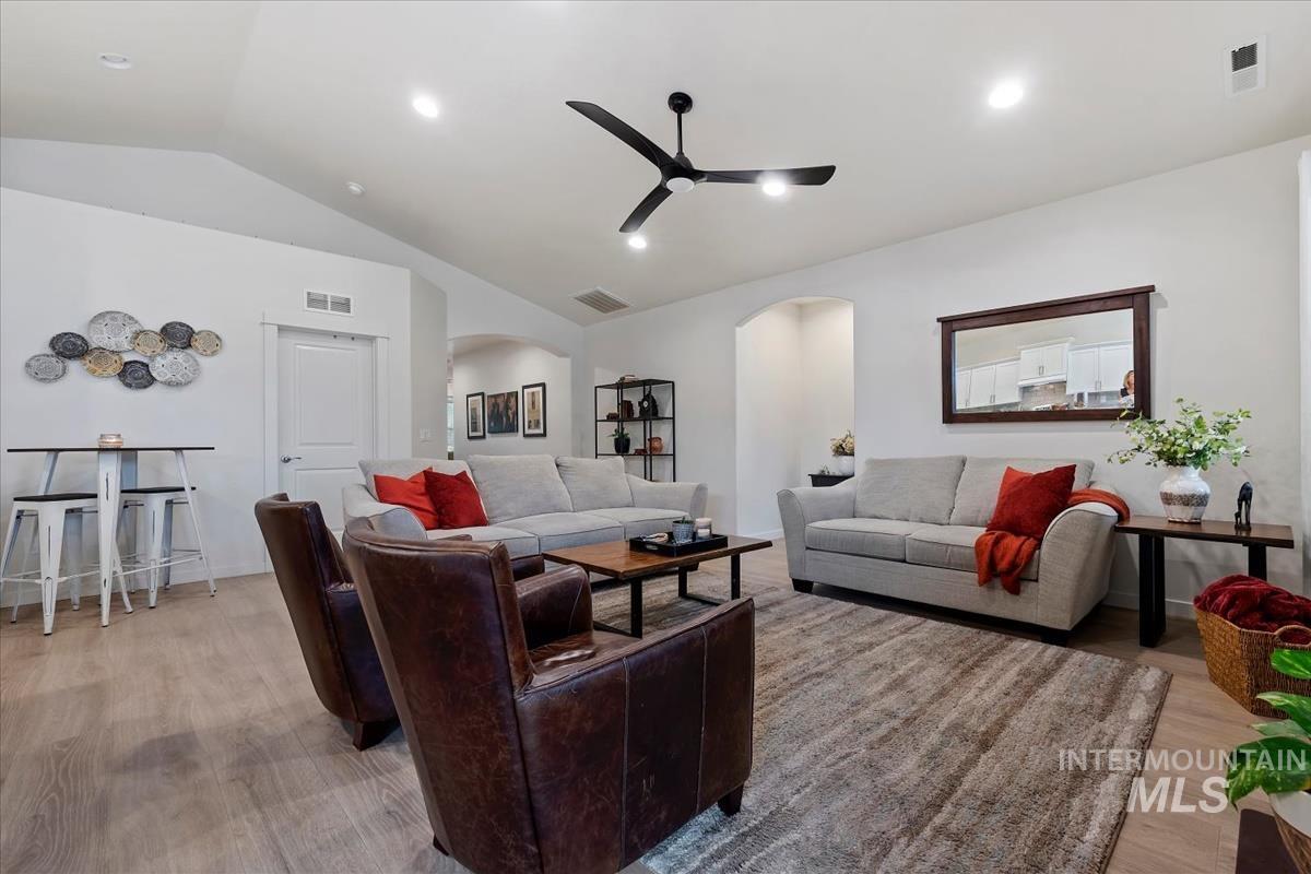 10574 W. Catmint Dr. Property Photo 10