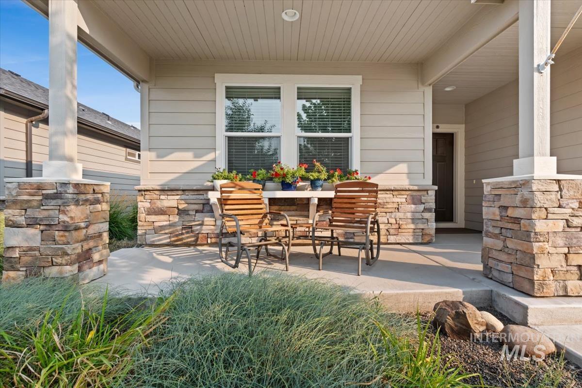 10574 W. Catmint Dr. Property Photo 32