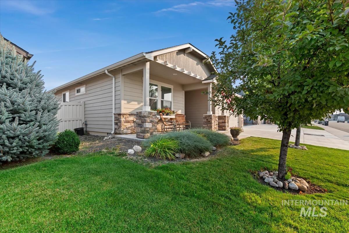 10574 W. Catmint Dr. Property Photo 33