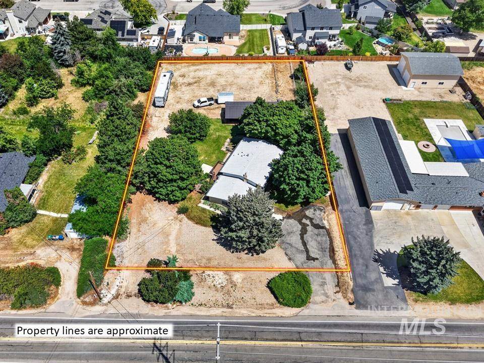 2590 S Cloverdale Rd Property Photo 34