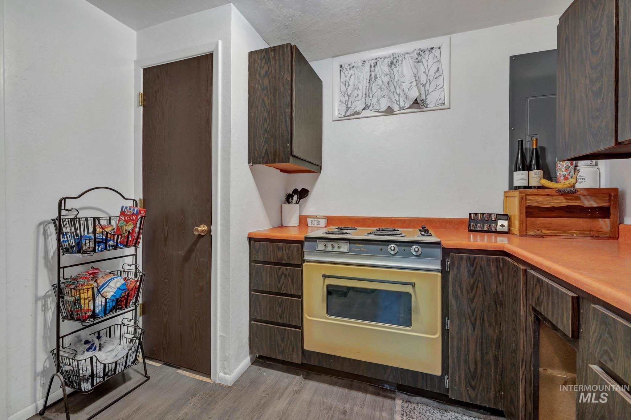 2593 E 3700 N Property Photo 32