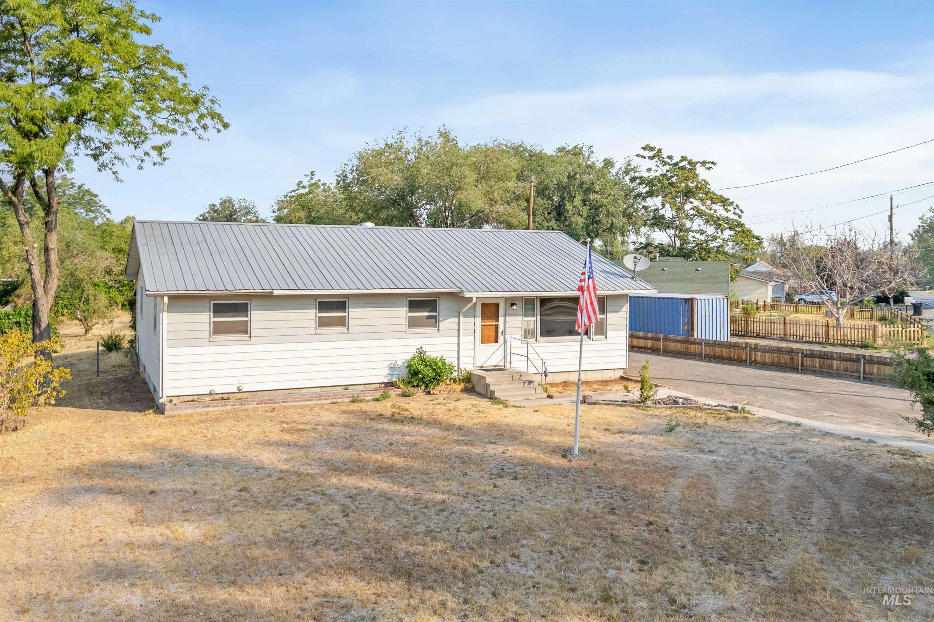 321 Clear Lakes Rd Property Photo 31