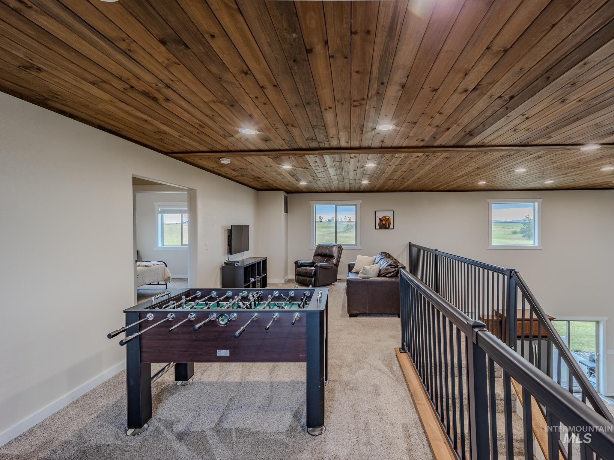 668 Powerline Road Property Photo 39
