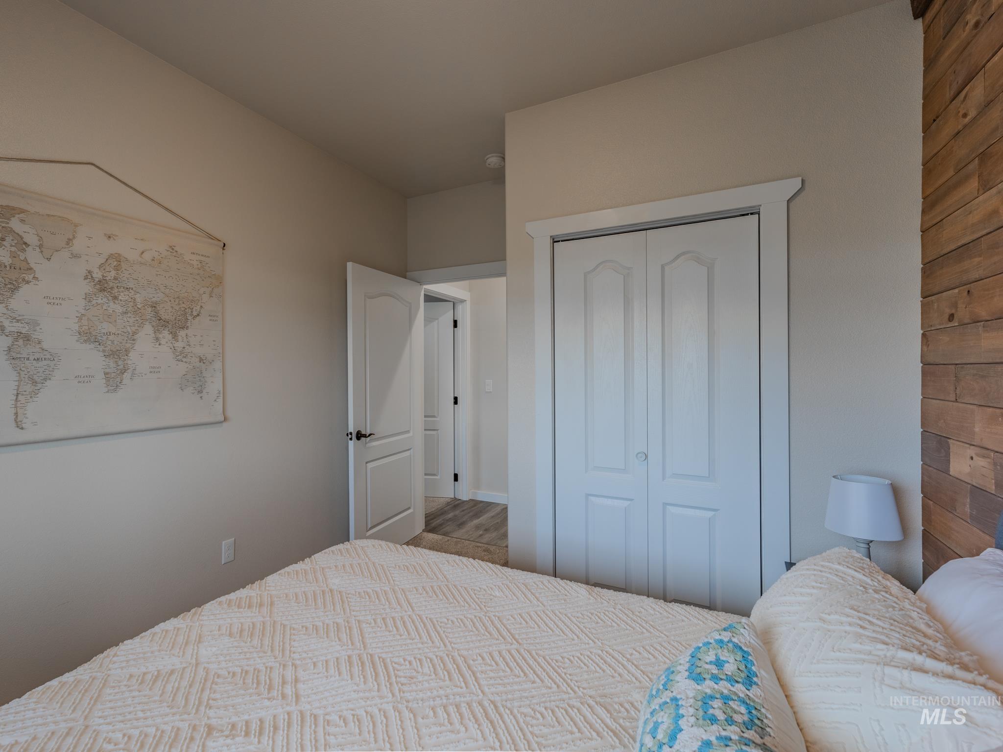 668 Powerline Road Property Photo 41