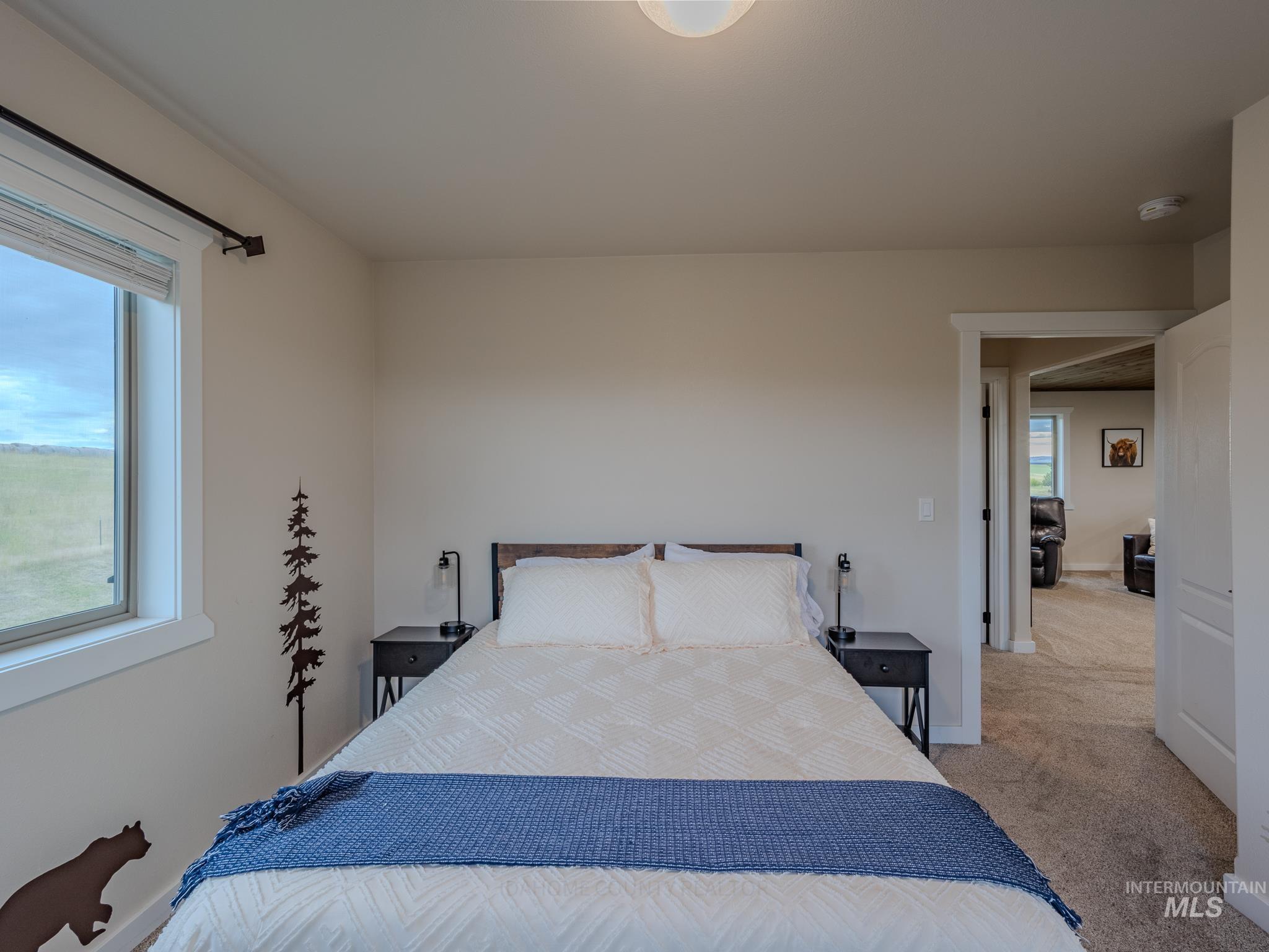 668 Powerline Road Property Photo 47