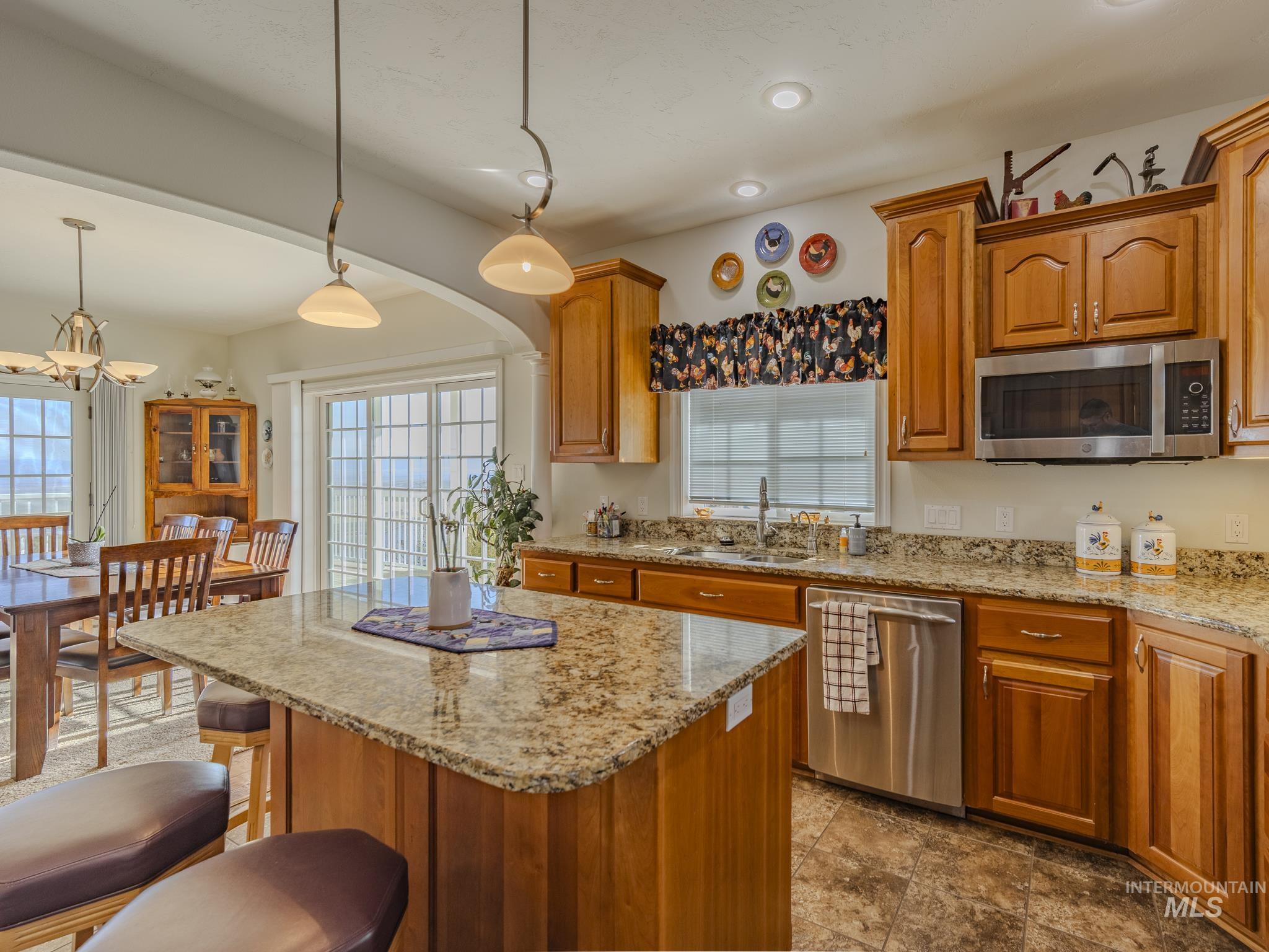 659 Reservation Line Rd Property Photo 17